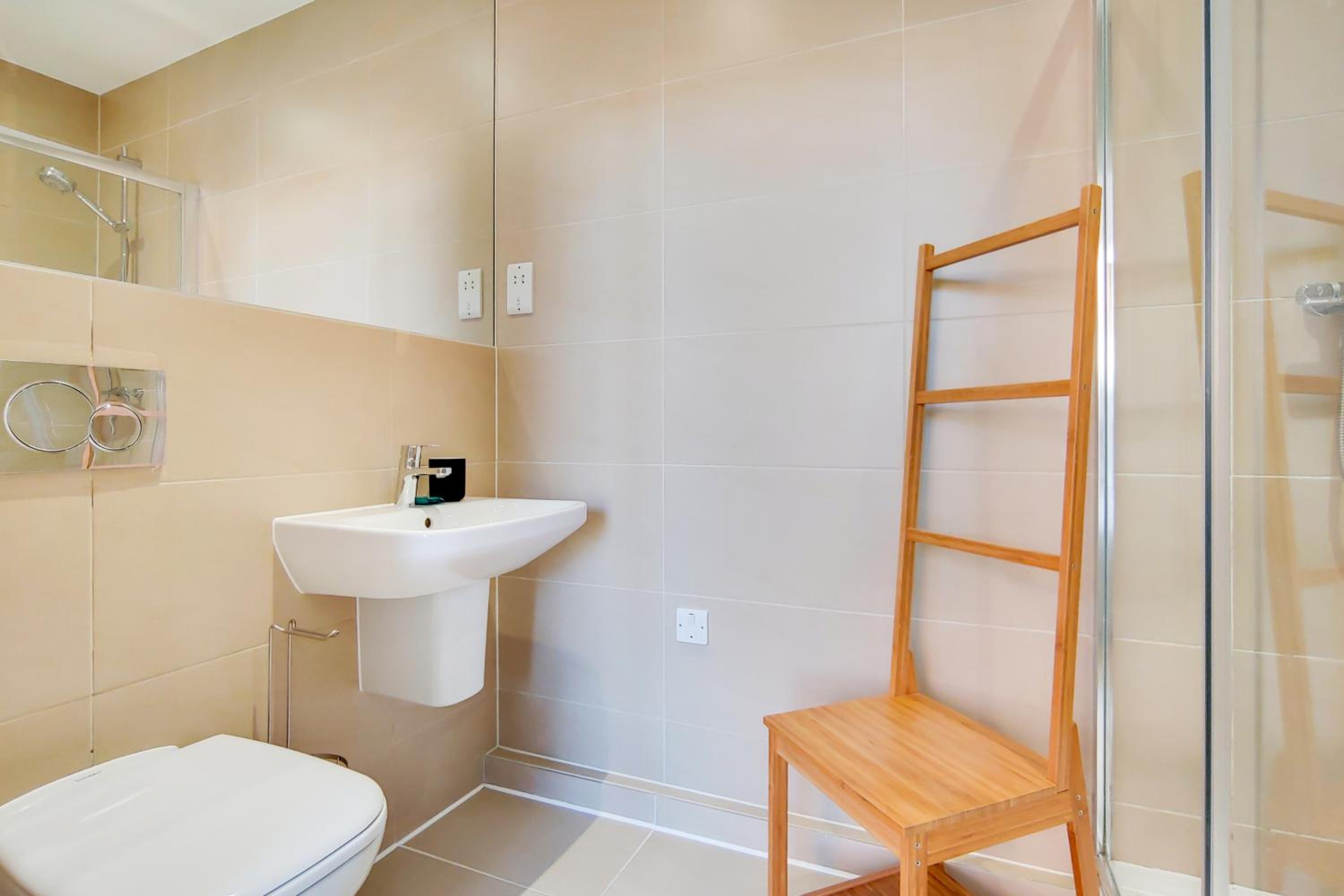 BR5 - Charming Studio Flat in heart of Borough