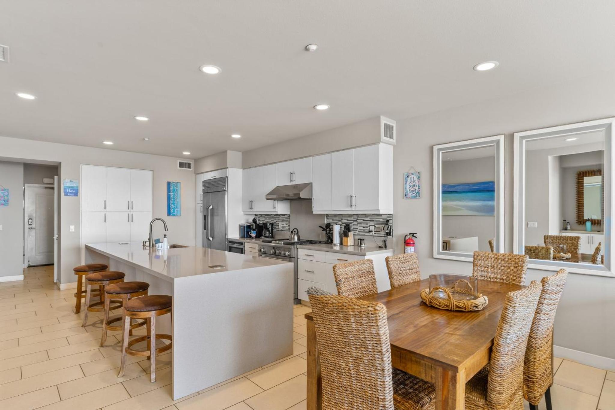 Oceanside Oasis 700S-103
