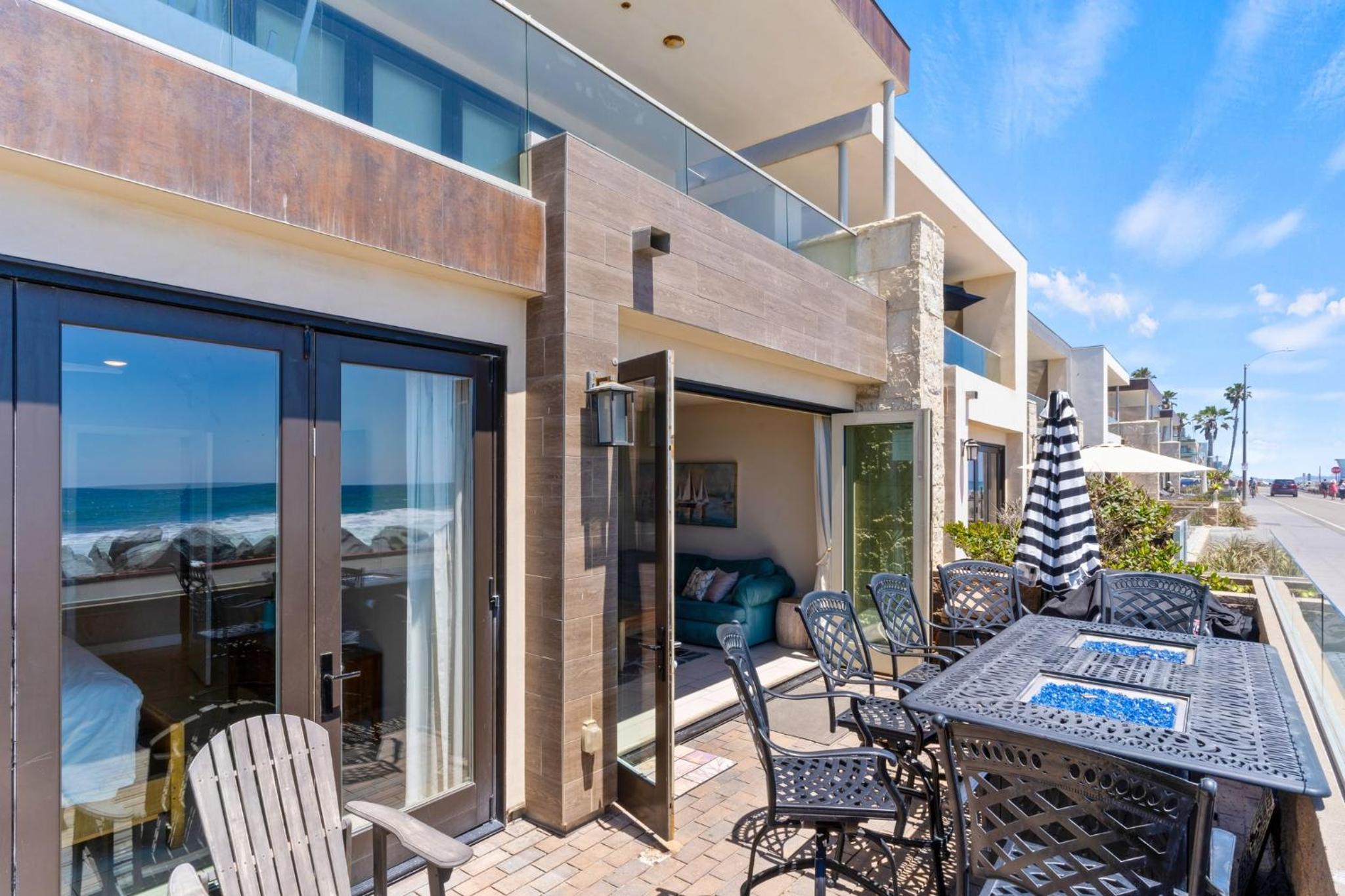 Oceanside Oasis 700S-103