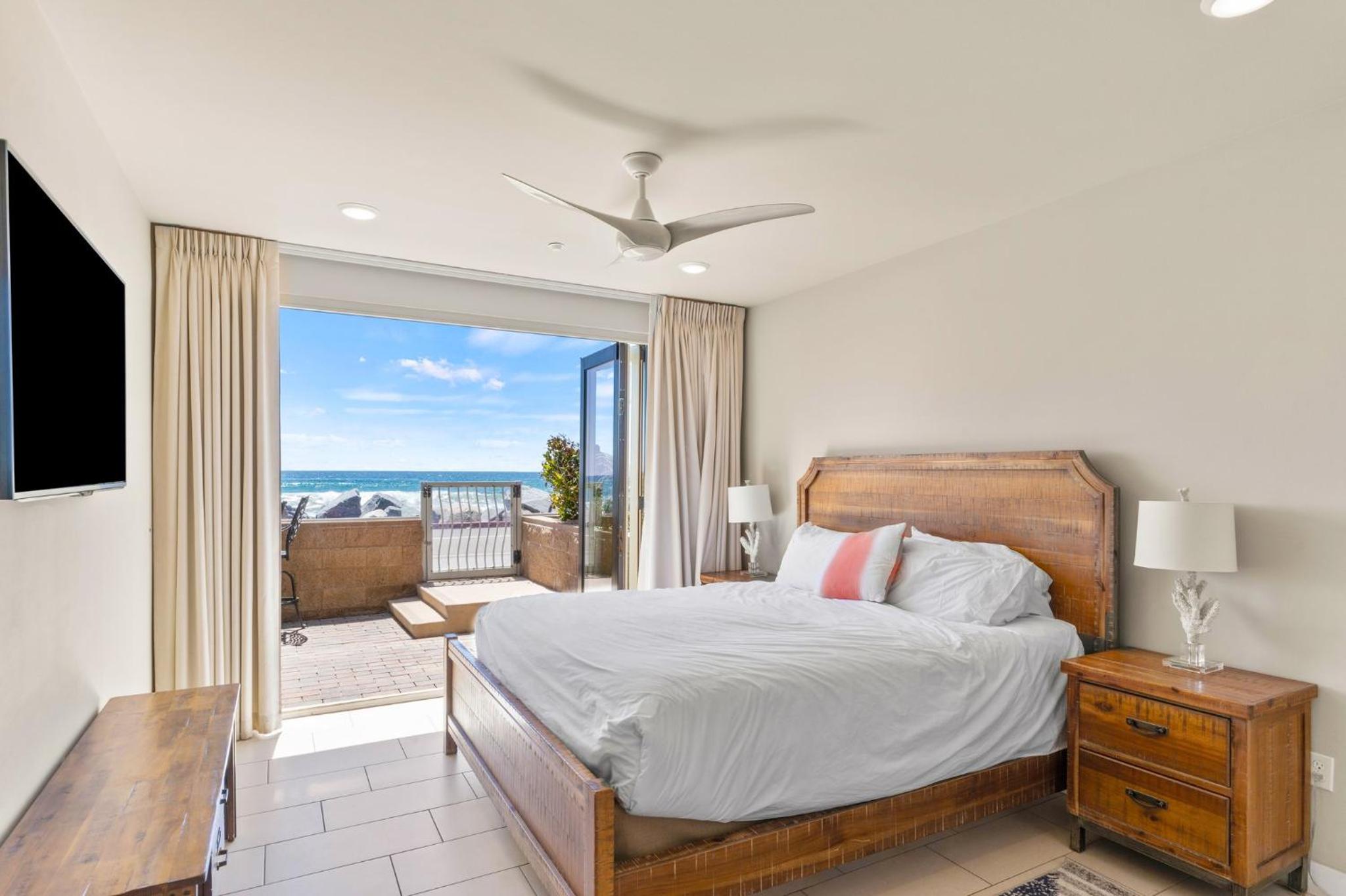 Oceanside Oasis 700S-103
