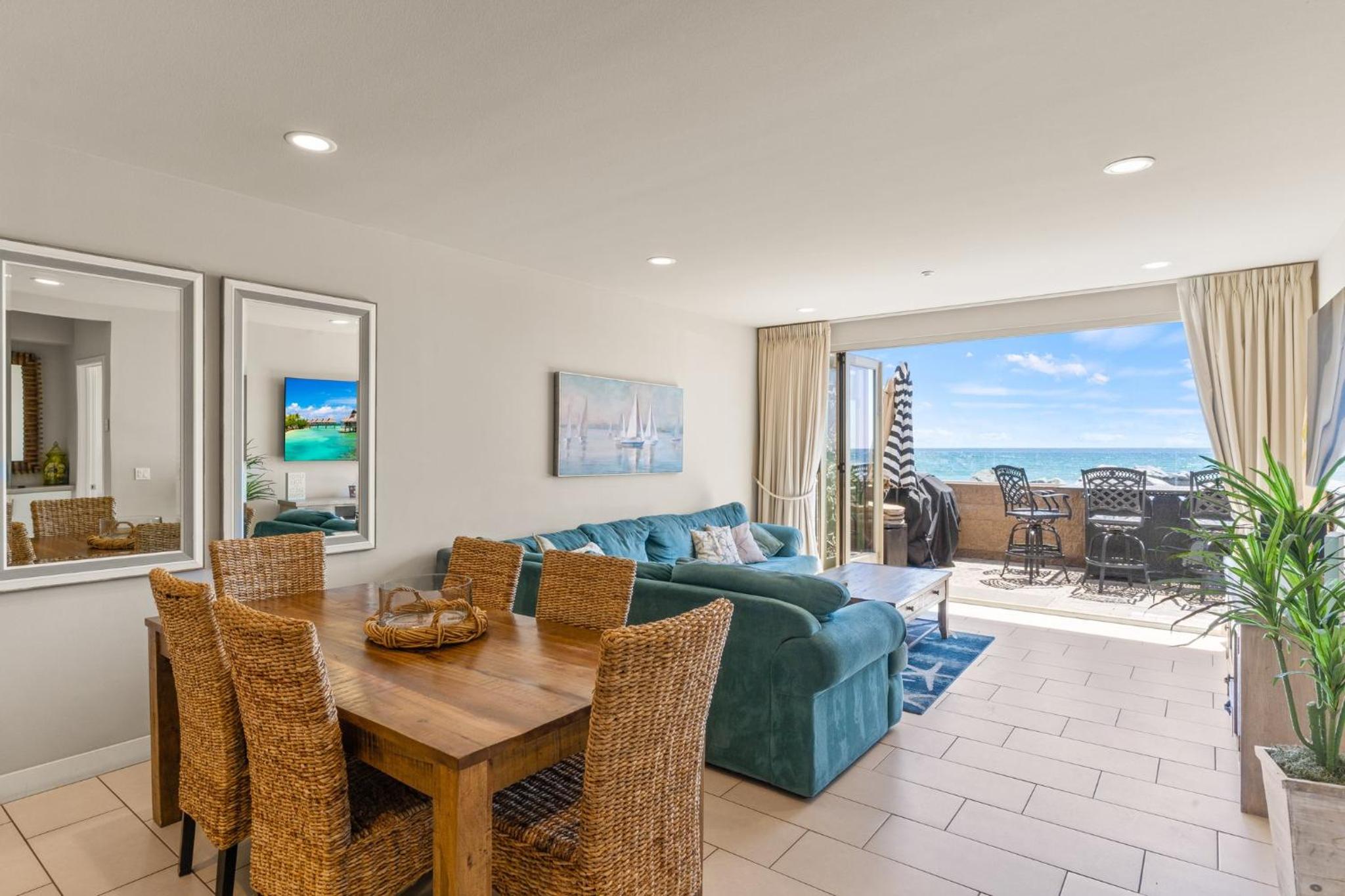 Oceanside Oasis 700S-103