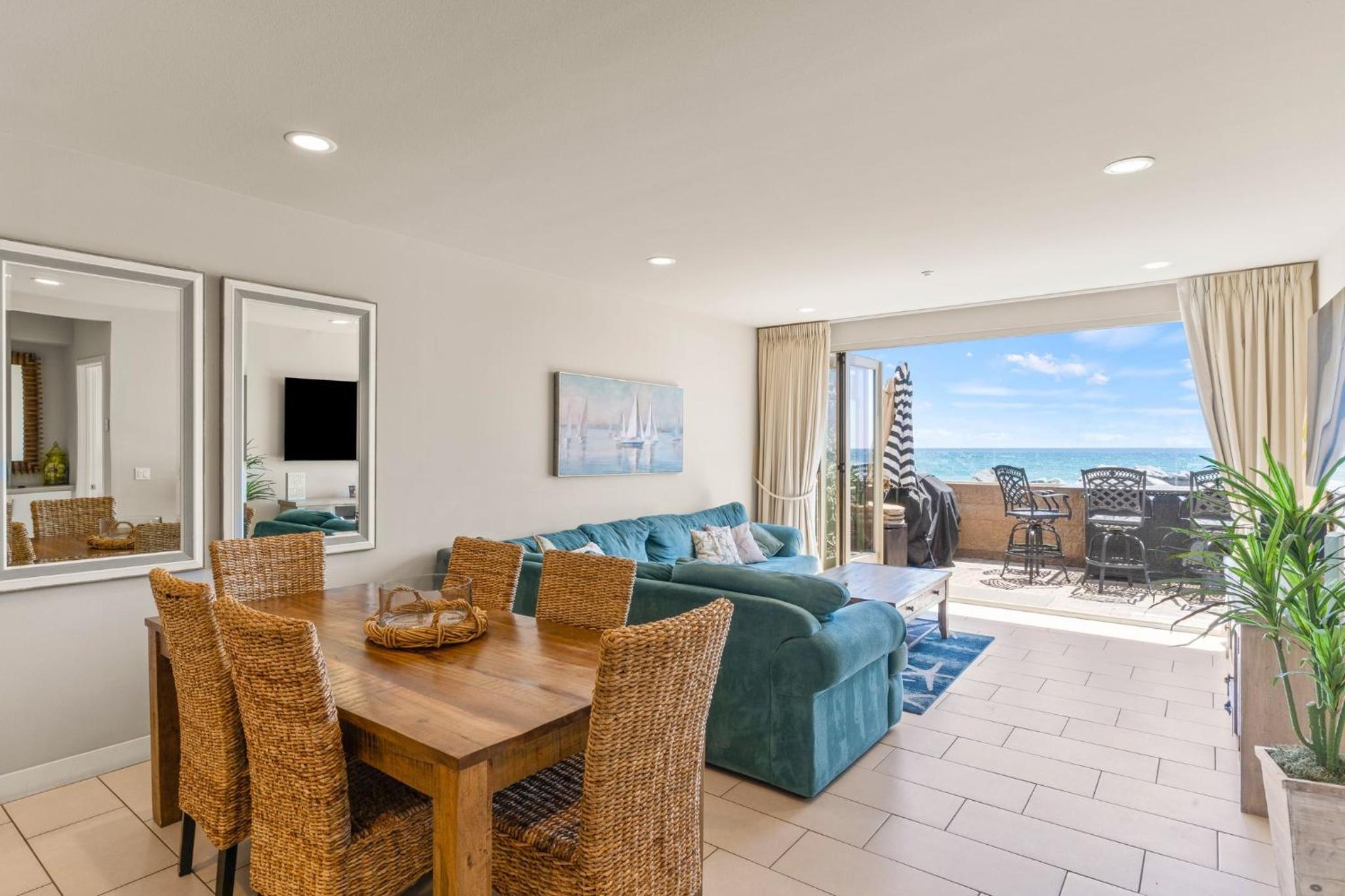 Oceanside Oasis 700S-103