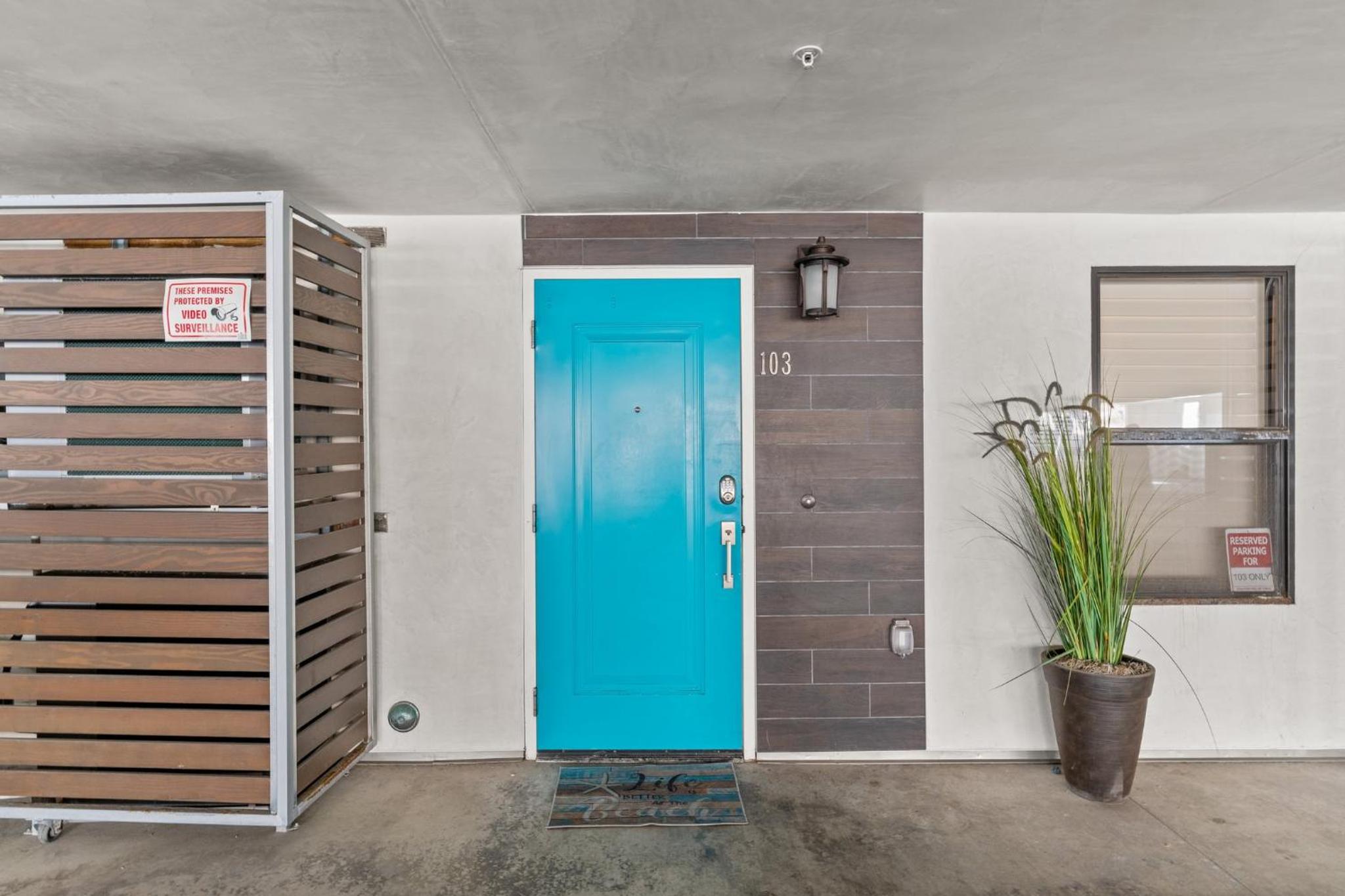 Oceanside Oasis 700S-103