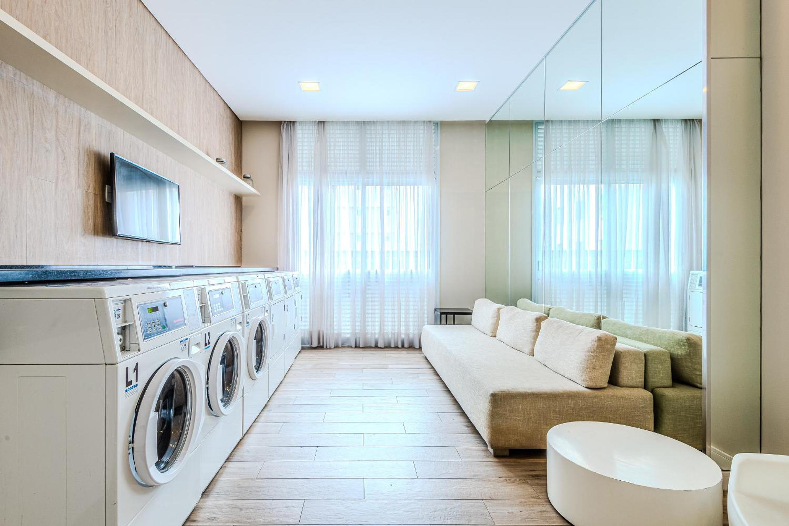 FLAT COM VISTA INCRIVEL EM CONDOMINIO DE LUXO