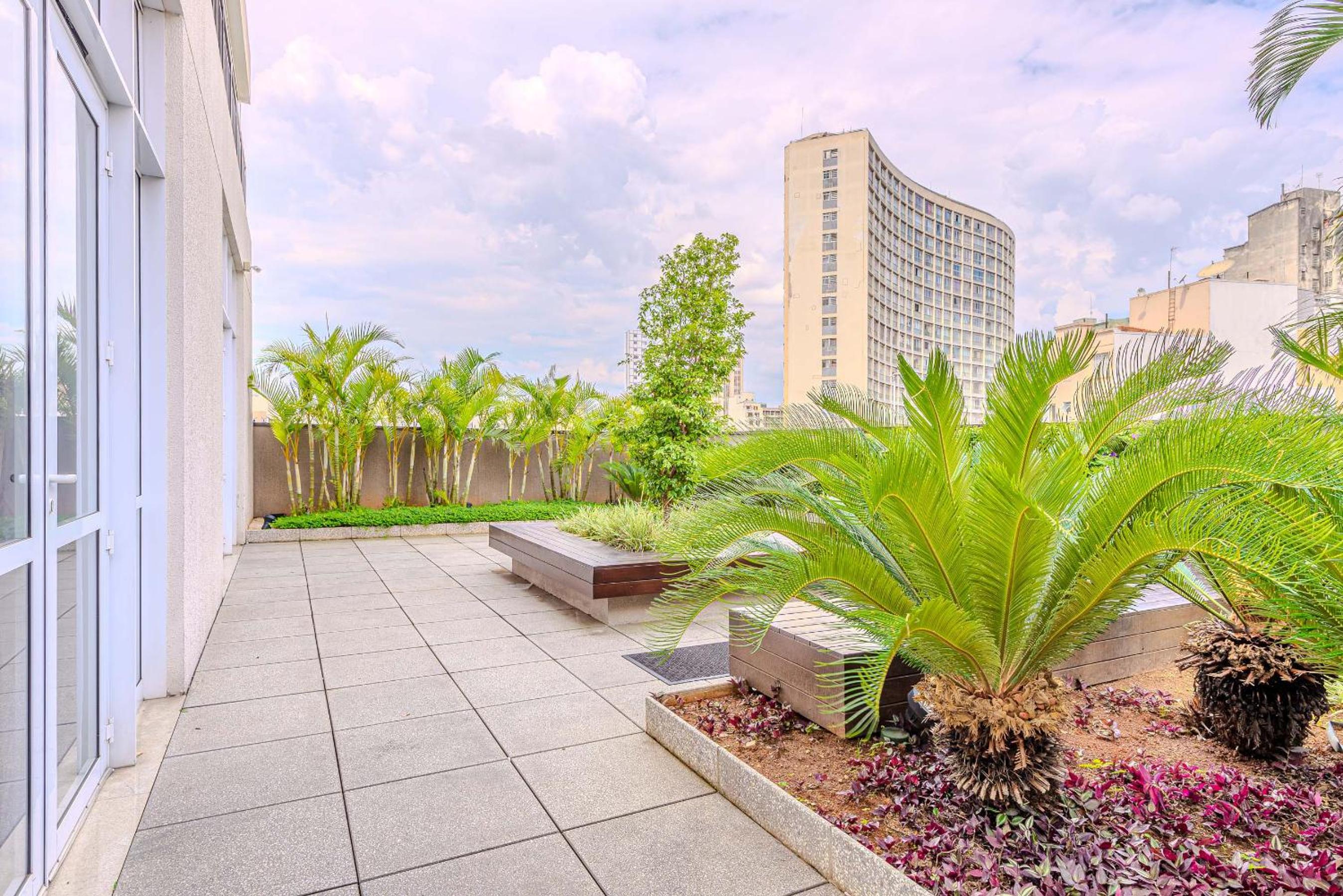 FLAT COM VISTA INCRIVEL EM CONDOMINIO DE LUXO