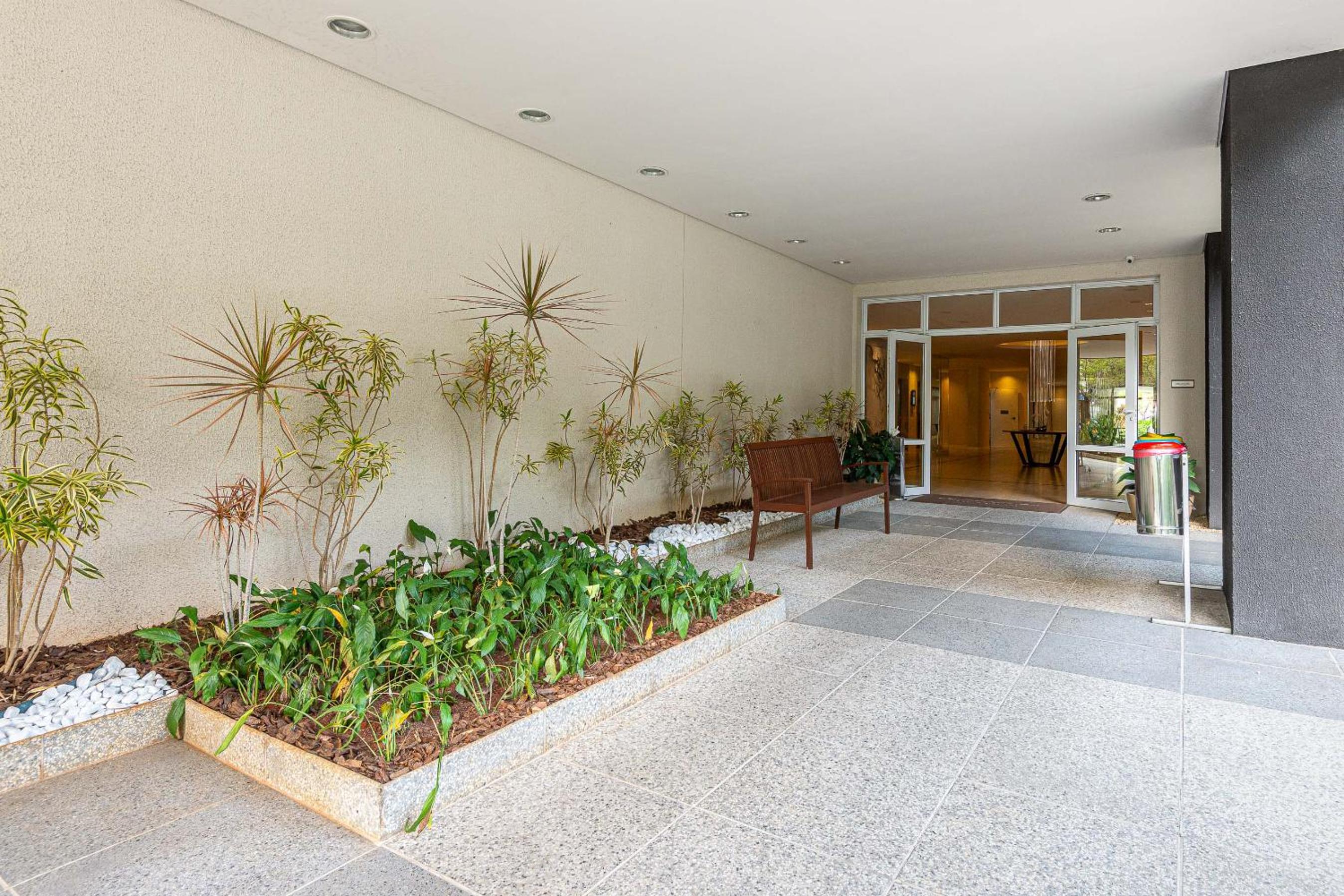 FLAT COM VISTA INCRIVEL EM CONDOMINIO DE LUXO