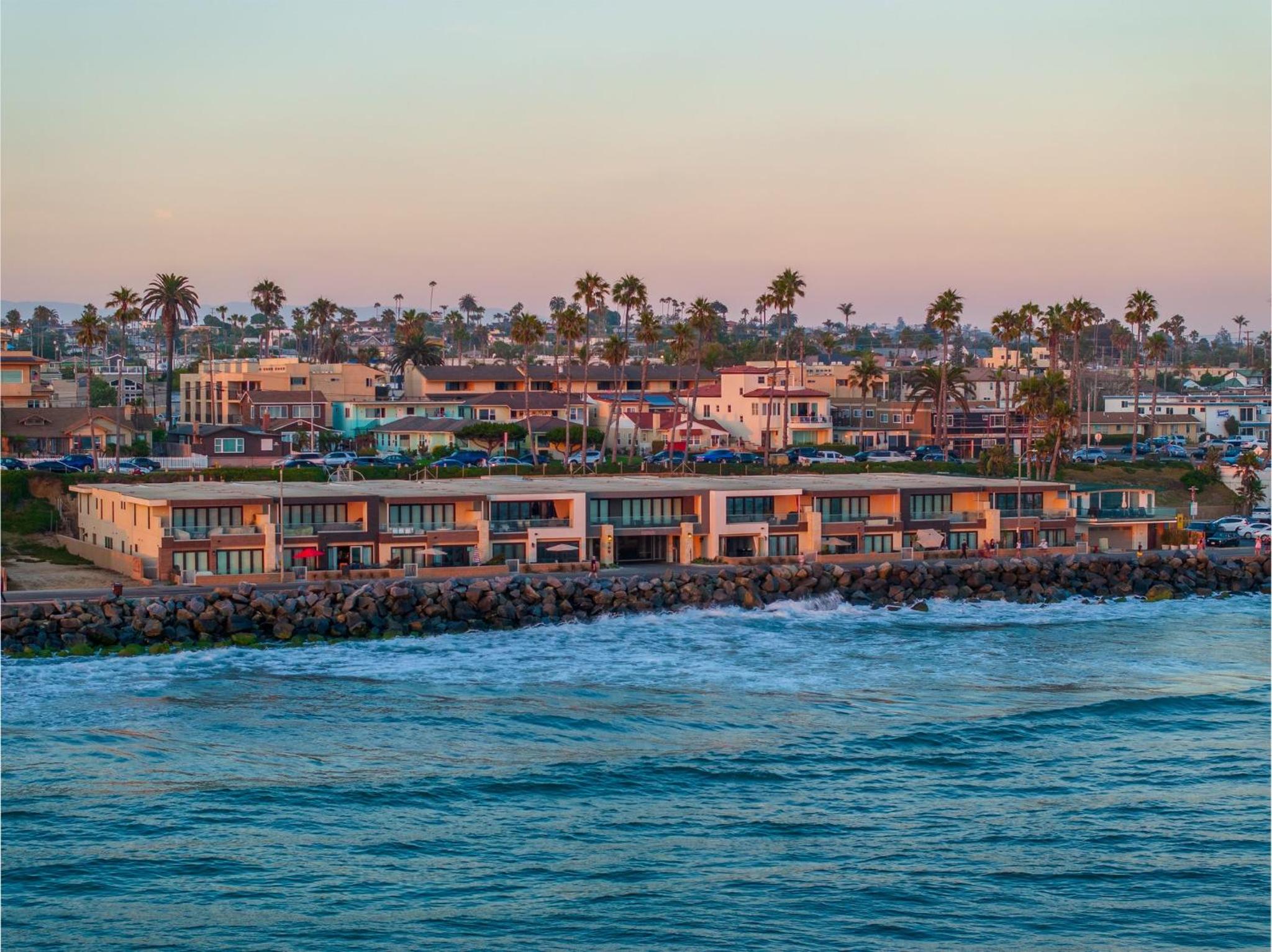 Oceanside Oasis 700S-103