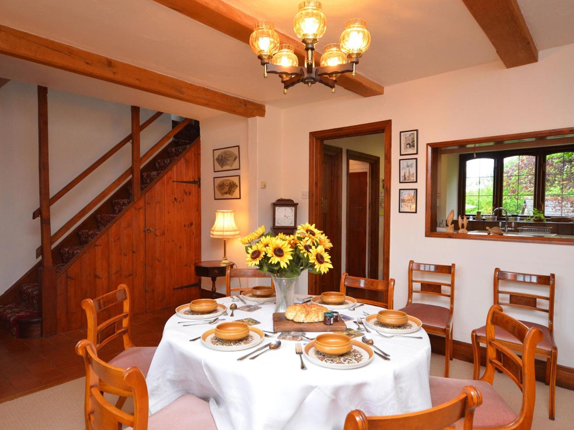 3 Bed in Dulverton RDOOR view 5