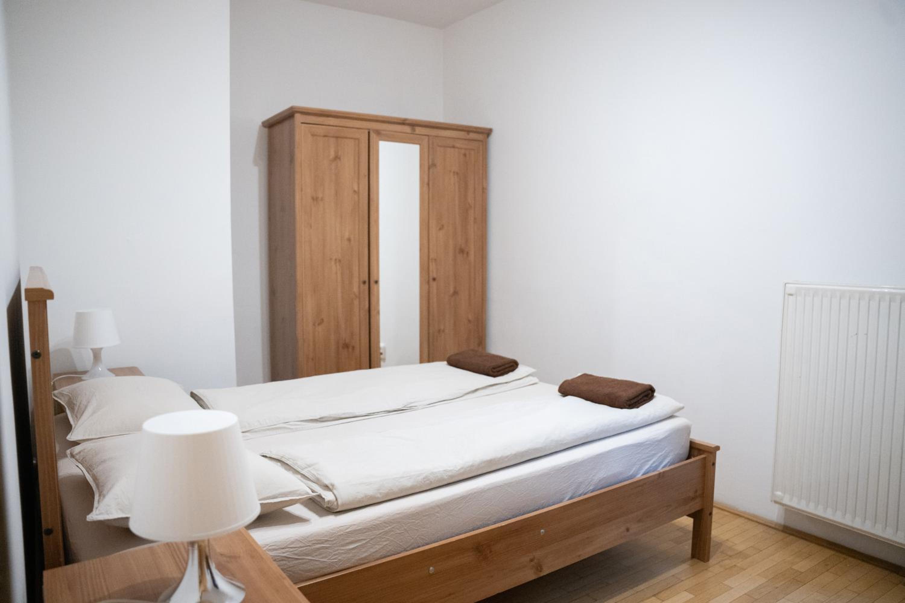 Vincent Apartment