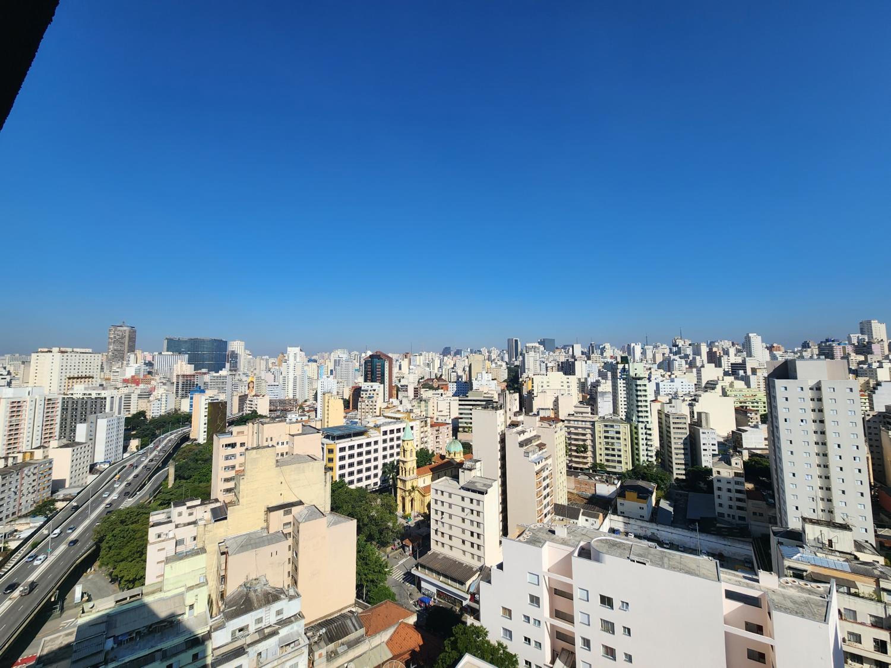 FLAT COM VISTA INCRIVEL EM CONDOMINIO DE LUXO