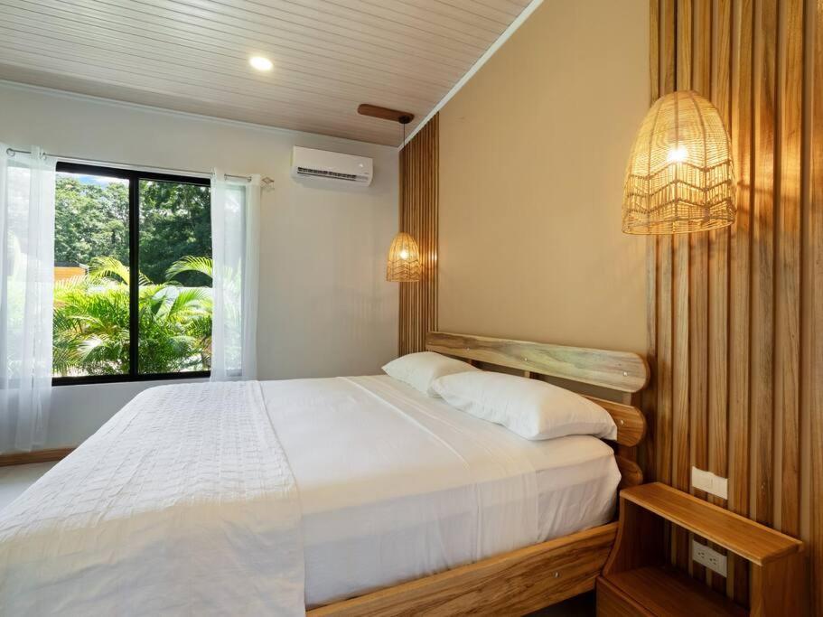 The Black Pearl - AC with a private pool