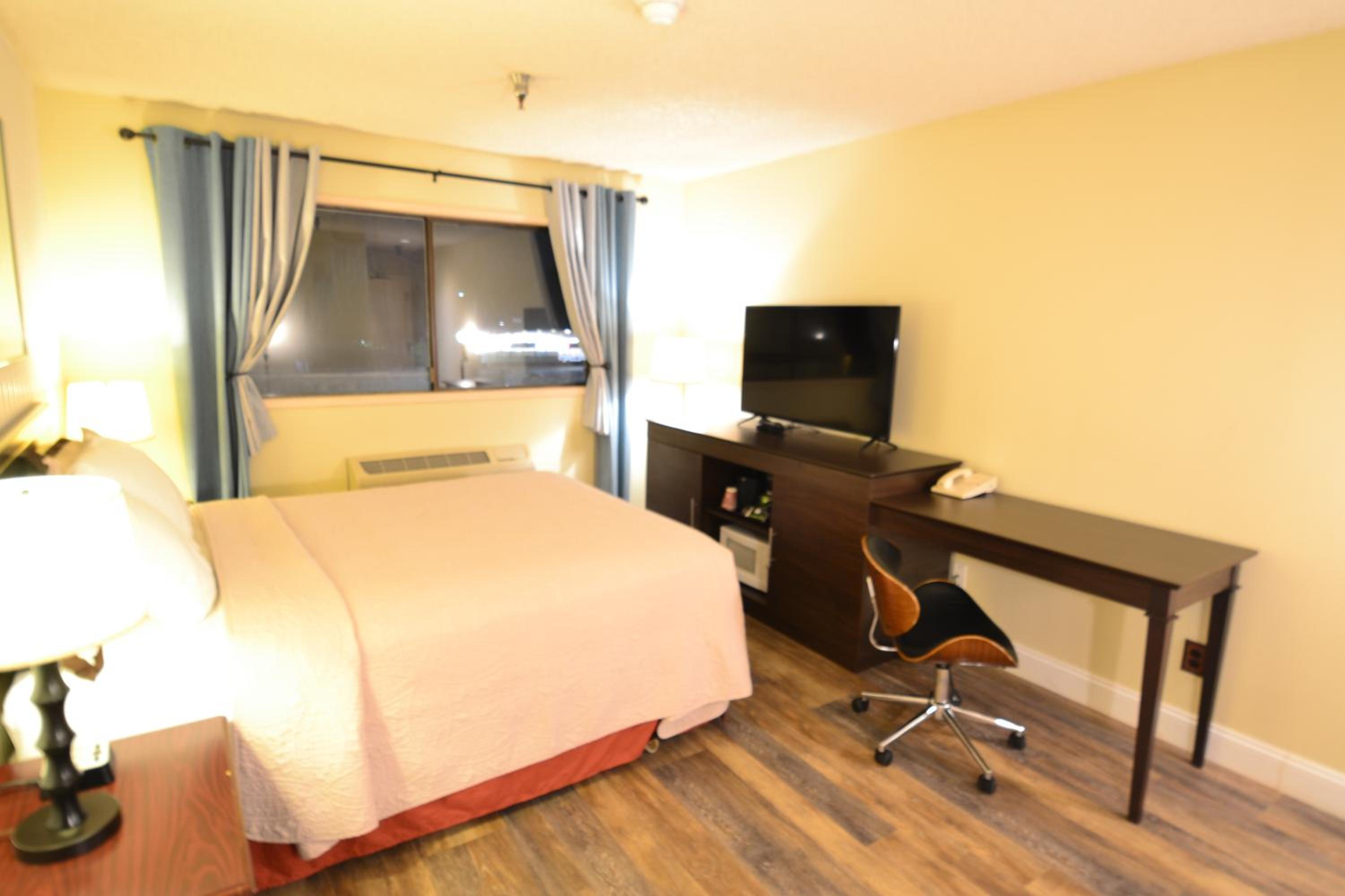 Hotel International - Property Image 6