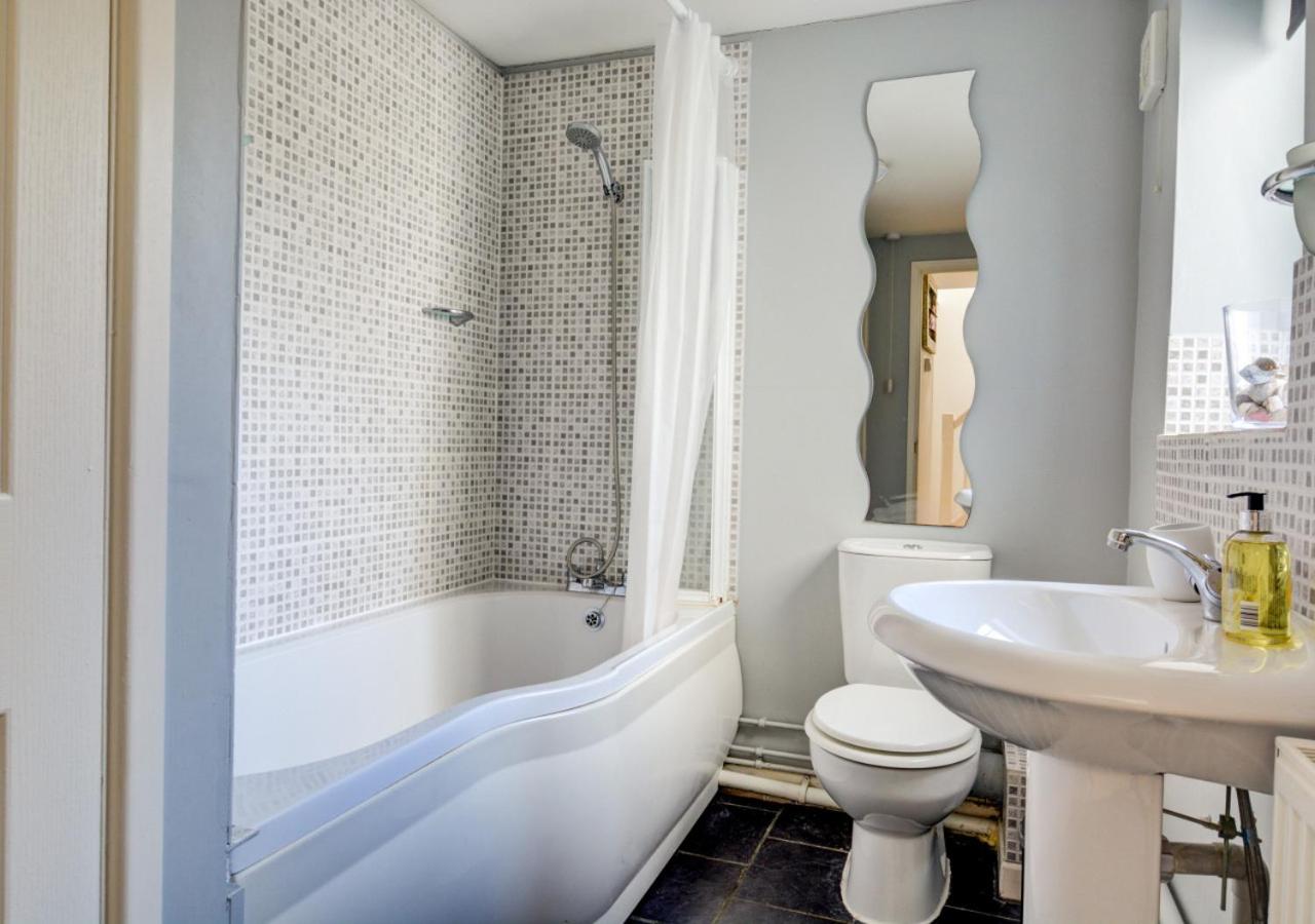 2 Bed in Salhouse oc-1250