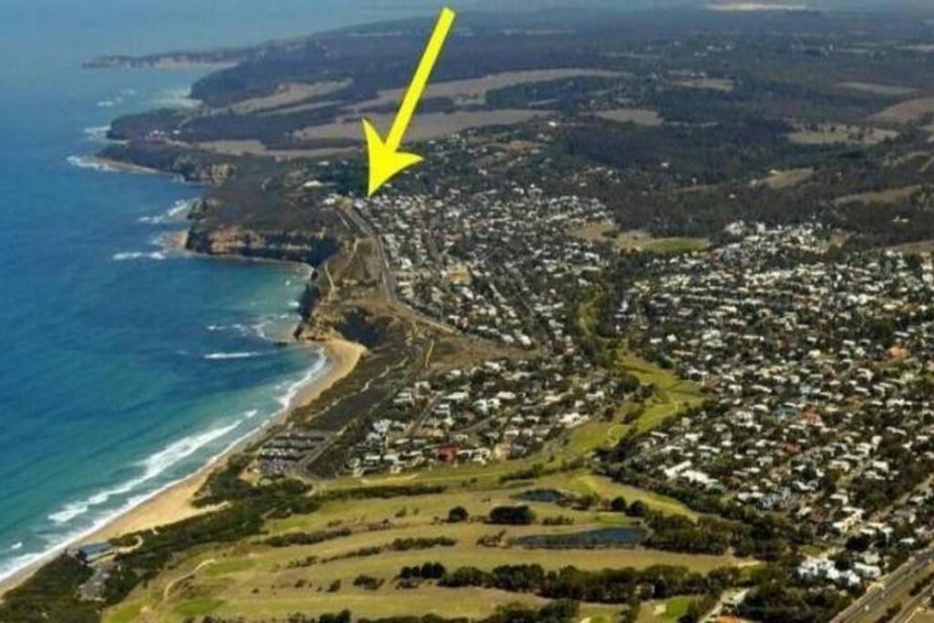 Ocean View Oasis, meters to beach & view divine!