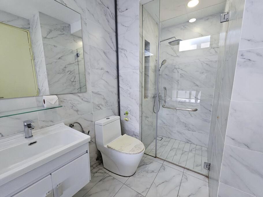 Cozy• Minimalist•TvBox•PrivateBathTub•ImperioResidence photo 6