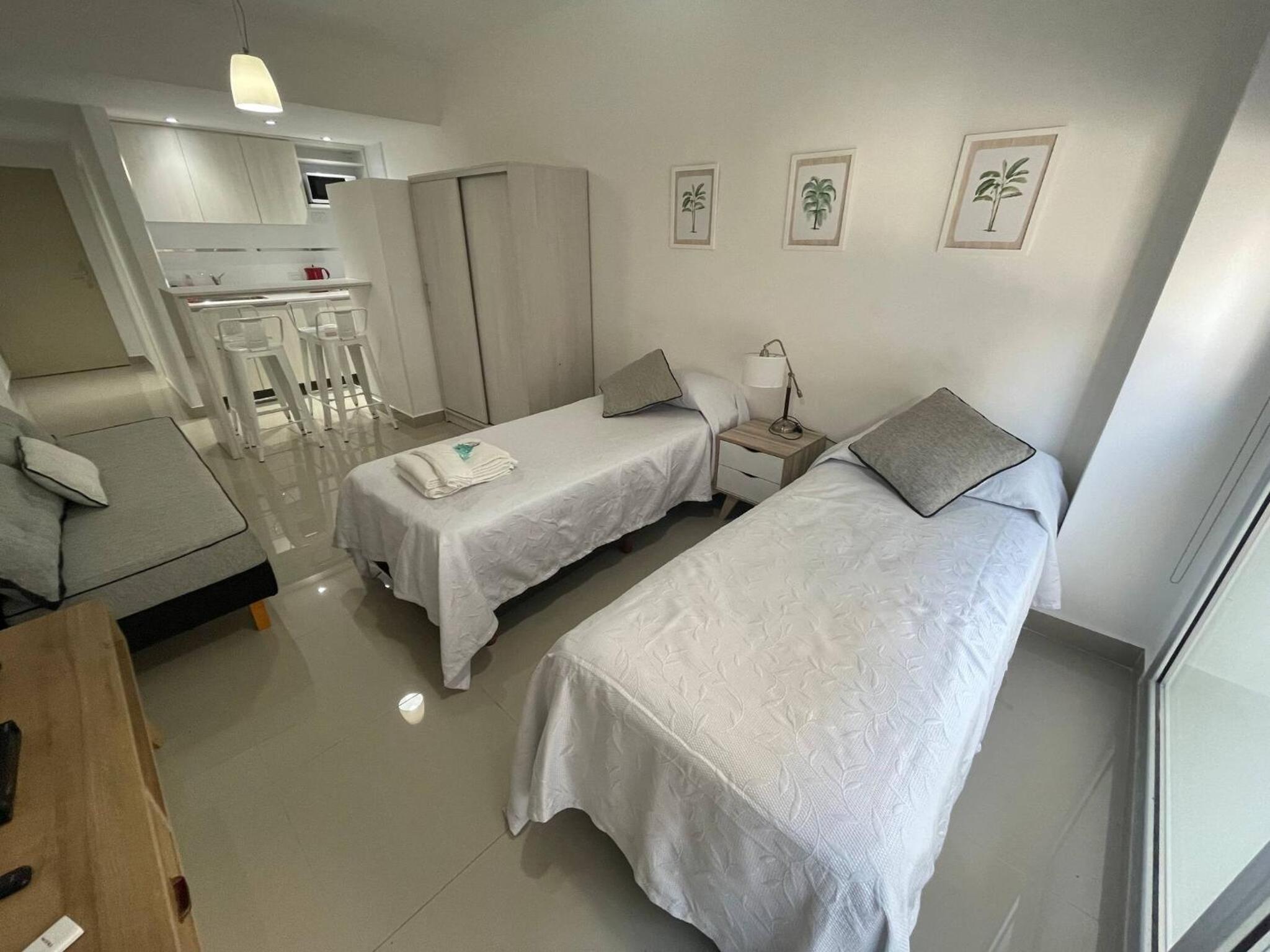 Studio In San Telmo- Paseo De La Cisterna- 529
