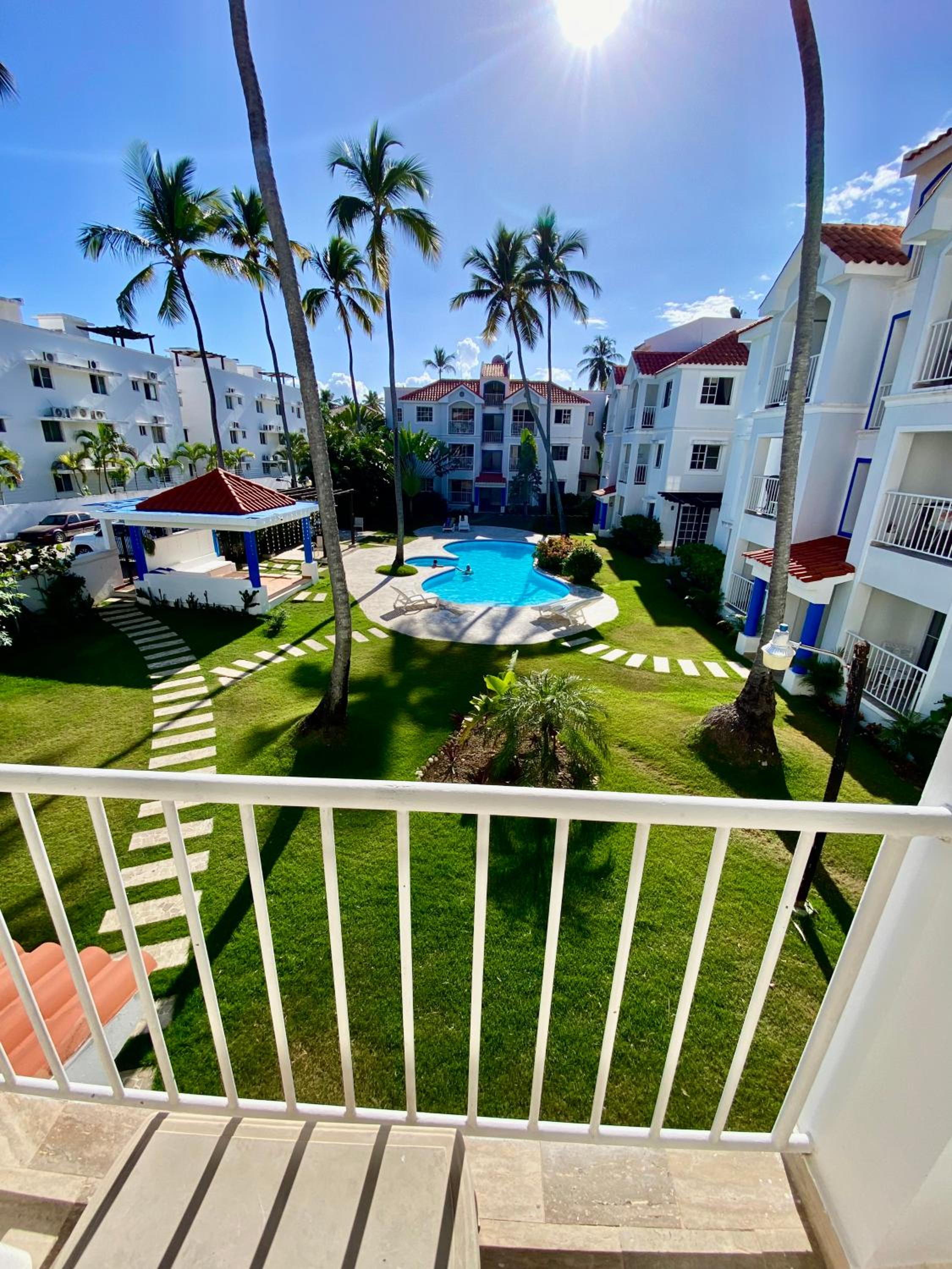Beach and pool life view 3