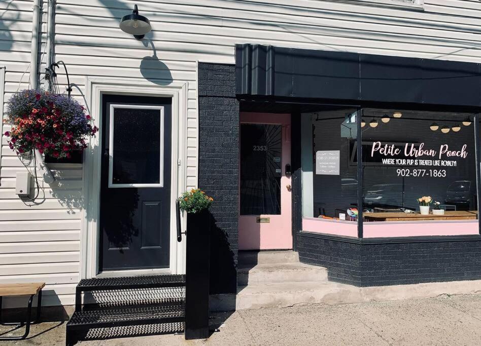 Pet-Friendly Space #3 at Doggy Digs, King Bed and Office