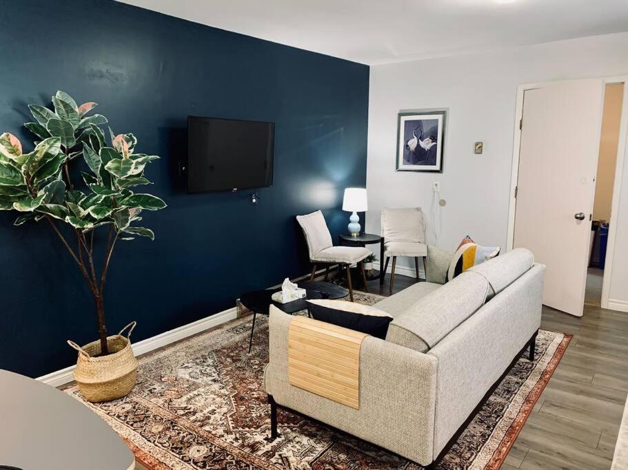 Charming 2-BDRM Apt #4 with Balcony