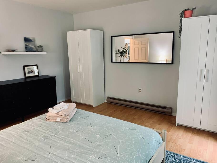 Charming 2-BDRM Apt #4 with Balcony