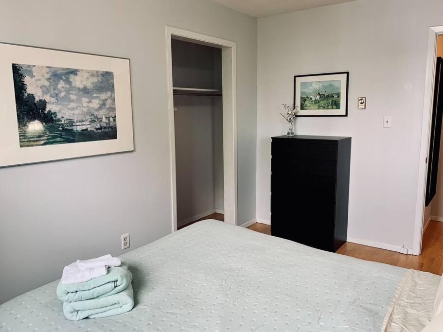 Charming 2-BDRM Apt #4 with Balcony