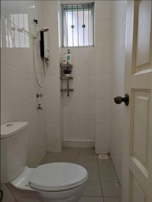 Kuching Spacious 2Storey Semi-D photo 3