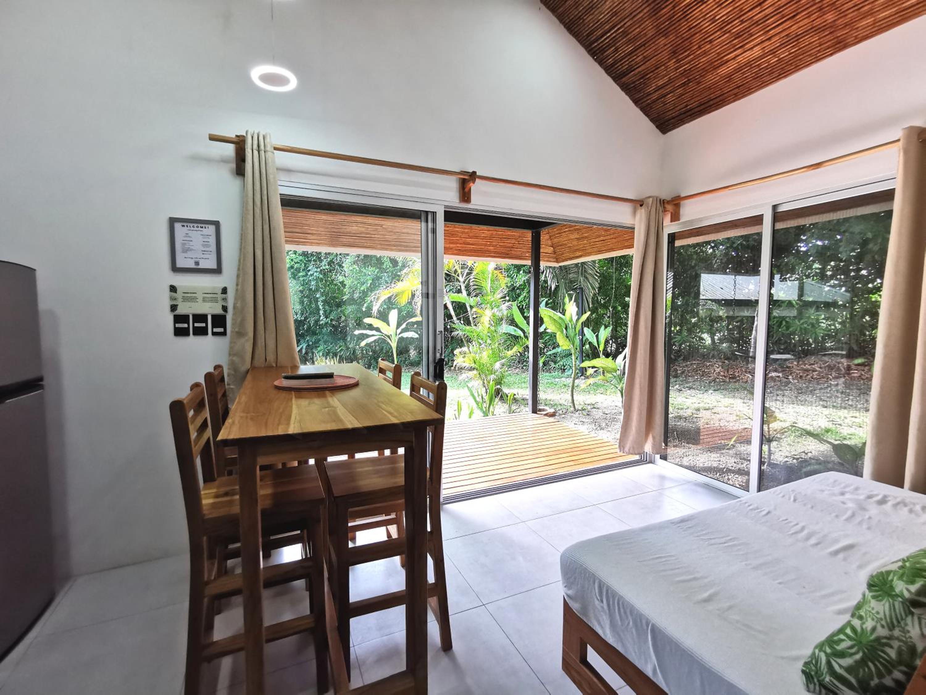 Armadillo Bungalows, walk to the Beach - Santa Teresa view 4