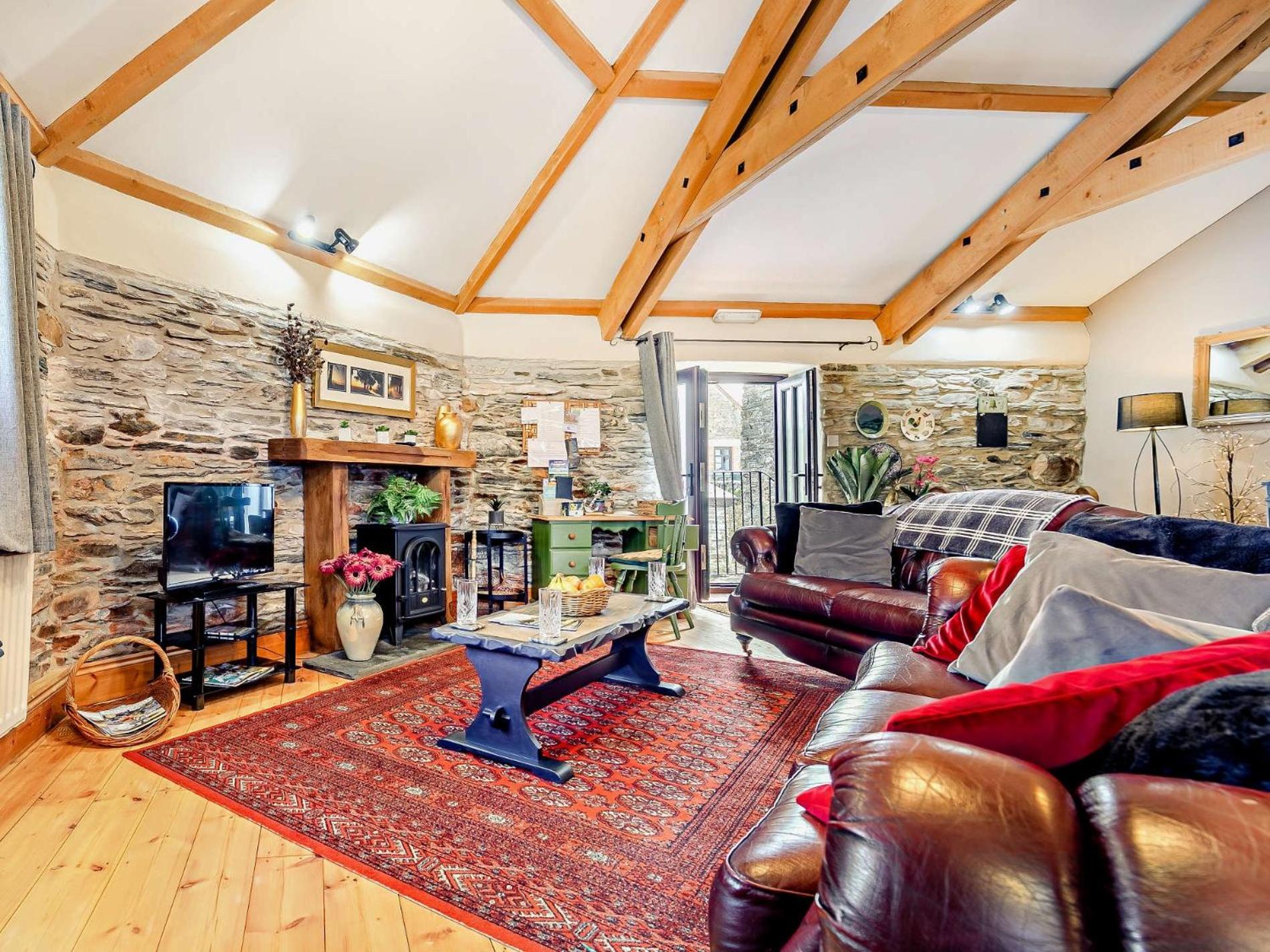 2 Bed in Liskeard oc-trero view 4