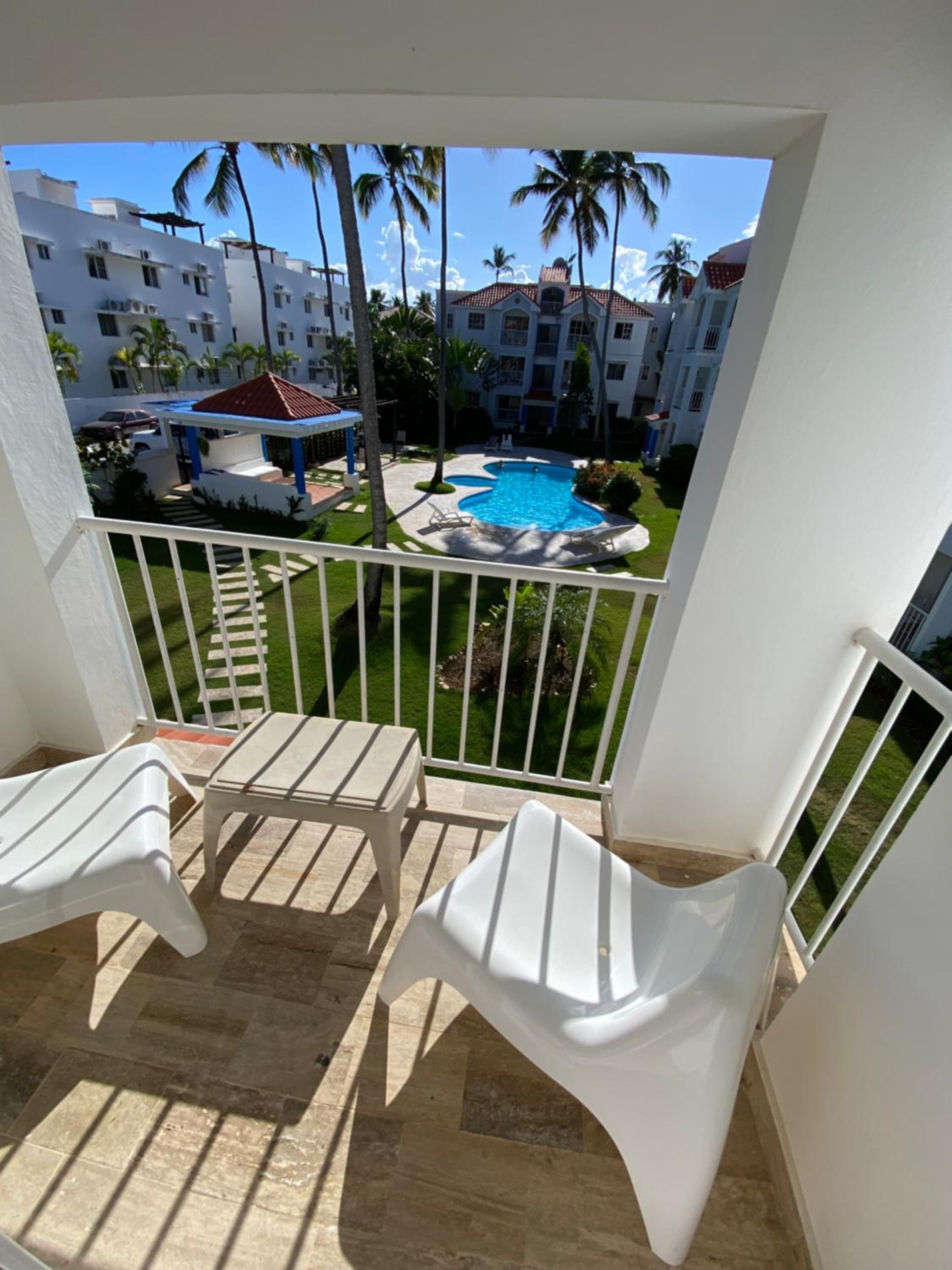 Beach and pool life view 4