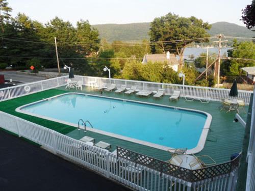 Pinebrook Motel