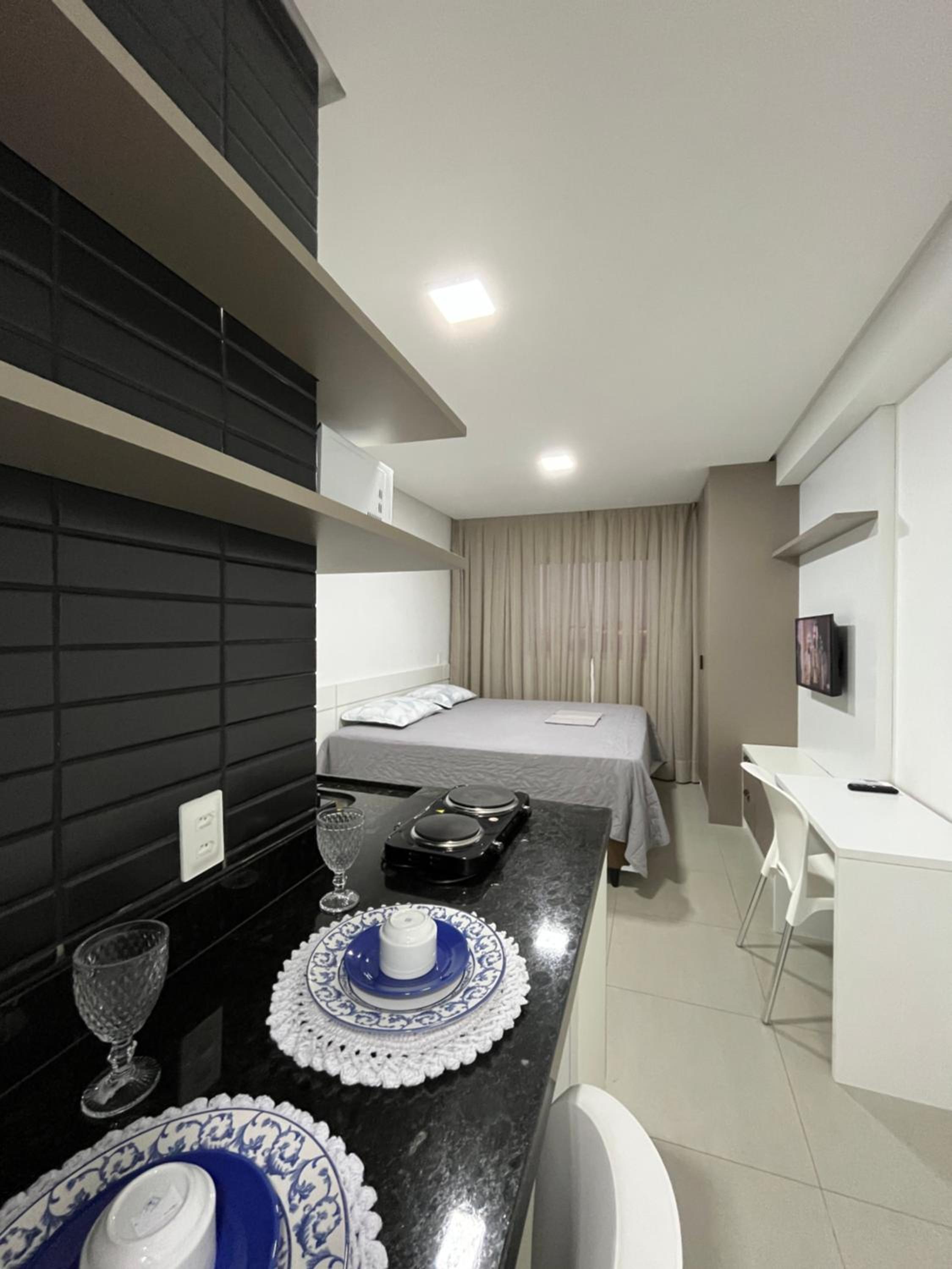 Studio cama King Size Westfit.