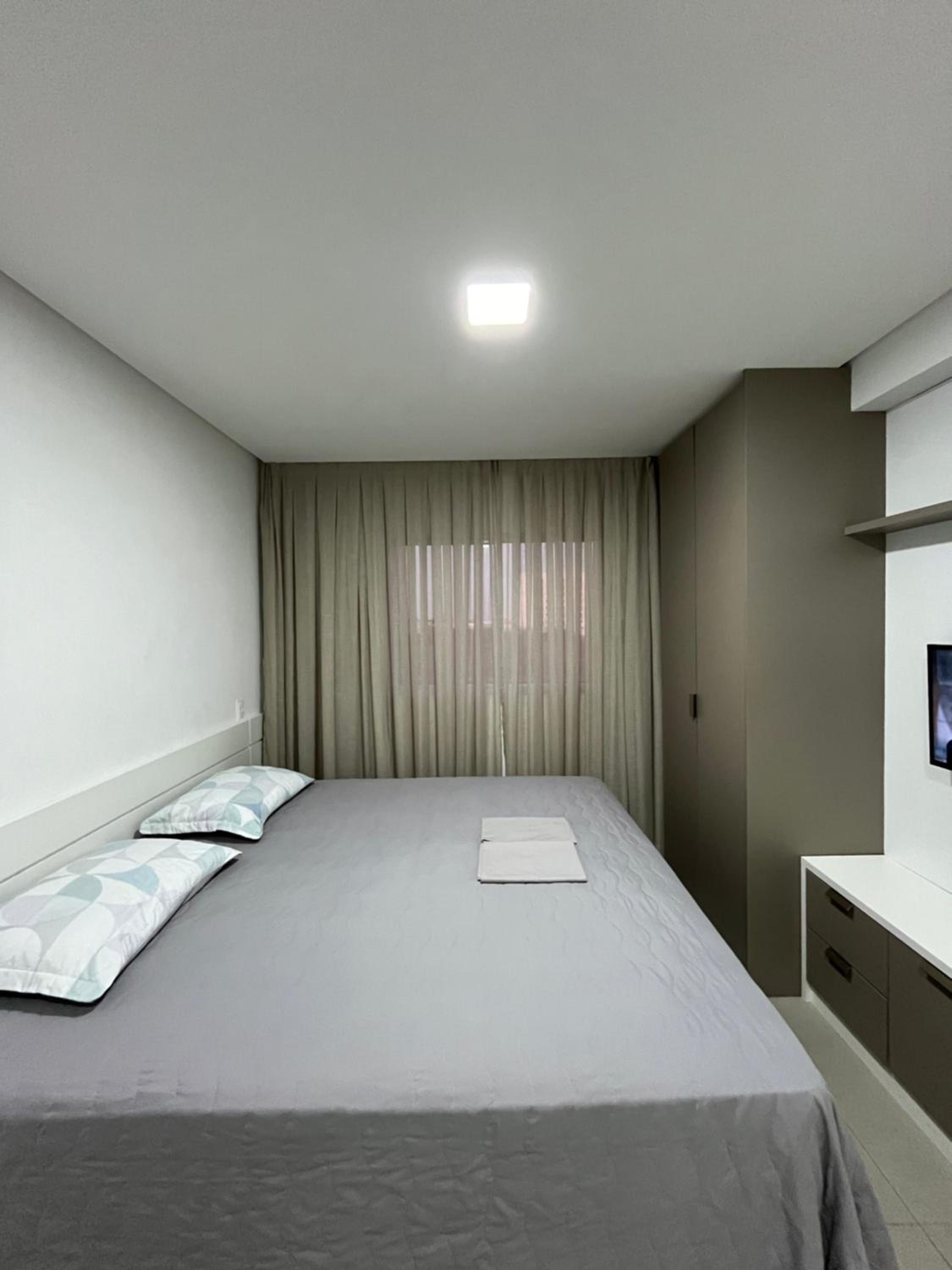 Studio cama King Size Westfit.