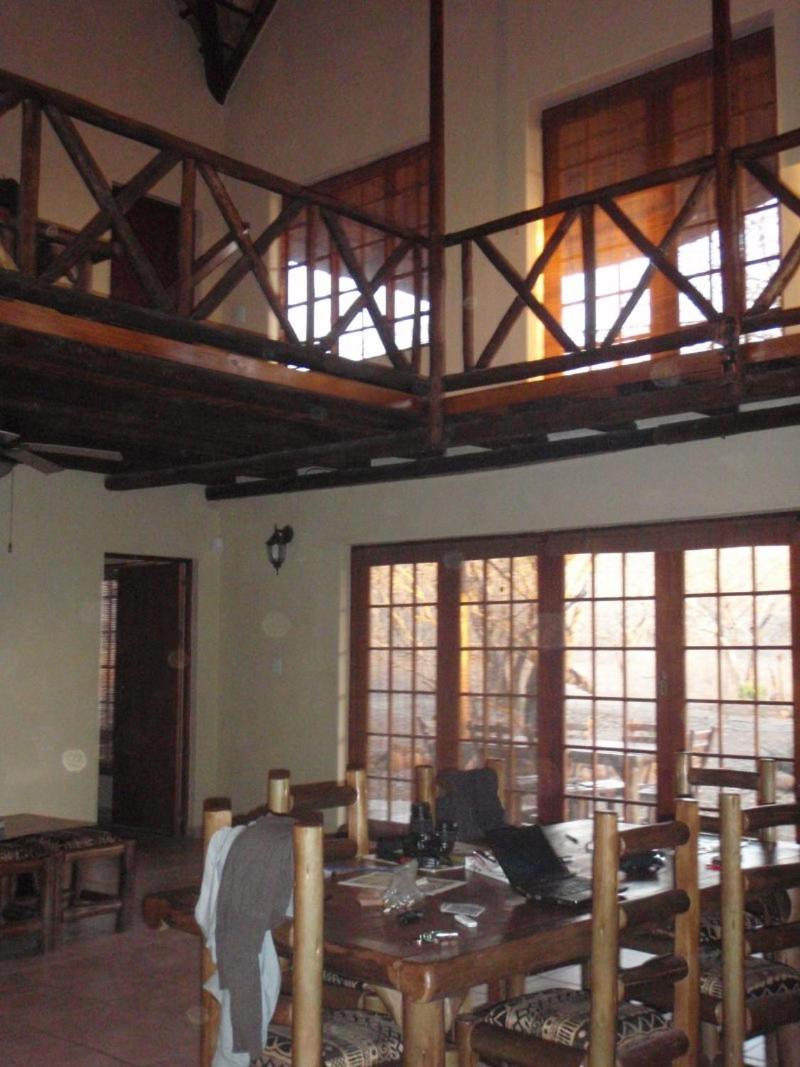 Photo 8