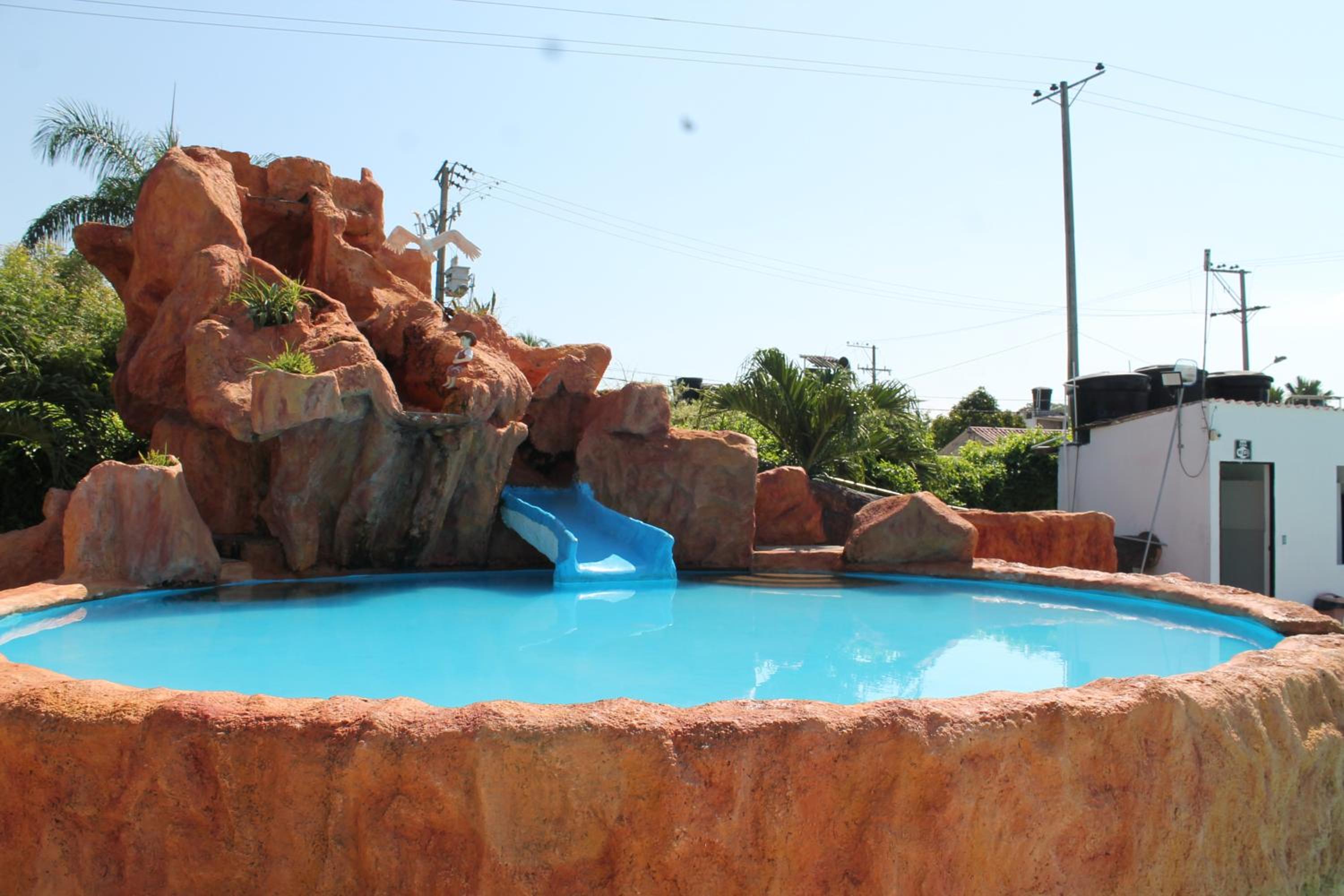 Casa de Lujo con Piscina privada Flandes Tolima