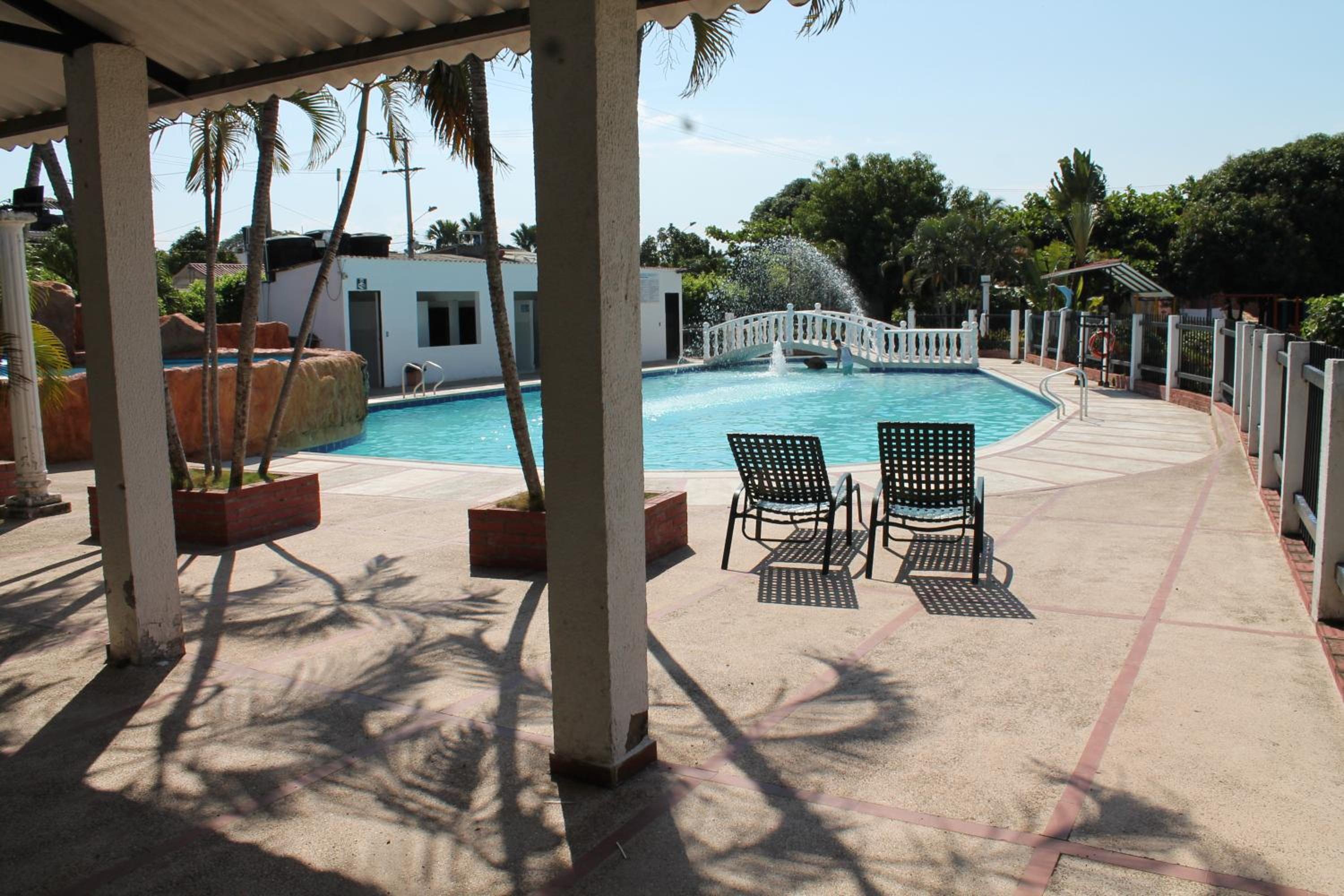 Casa de Lujo con Piscina privada Flandes Tolima