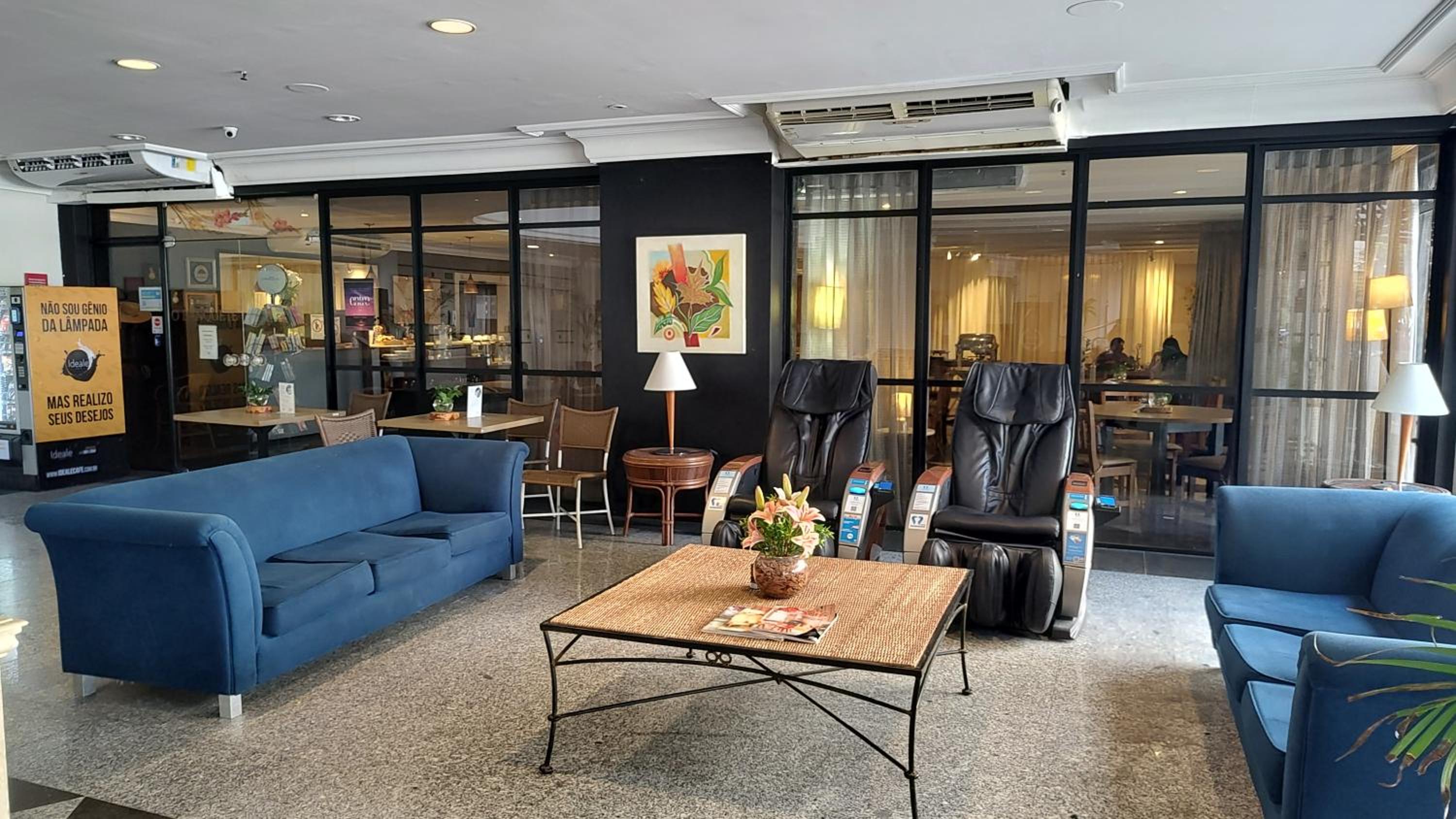 Lindo Flat Meireles 203 pertinho Beira Mar