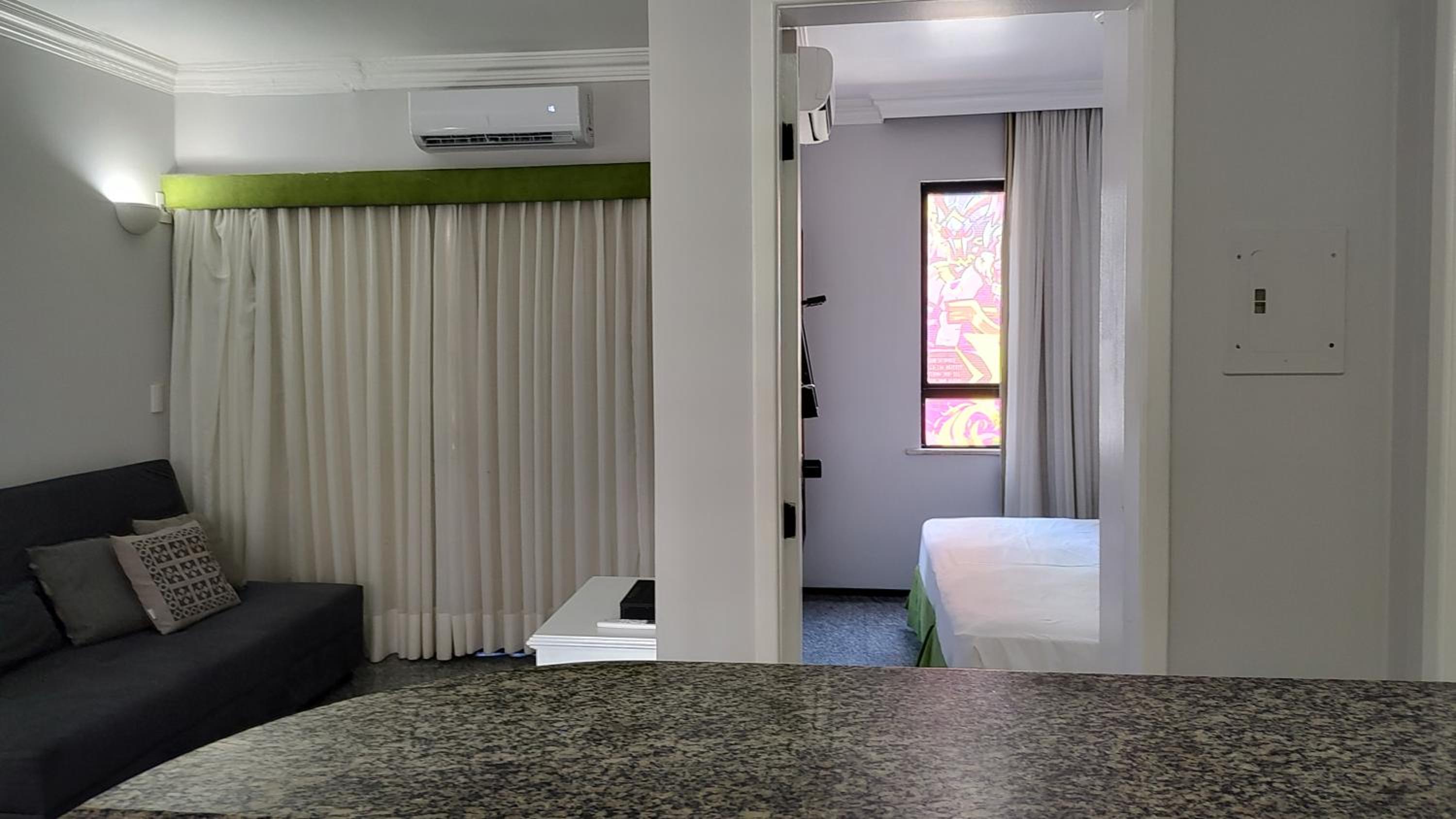 Lindo Flat Meireles 203 pertinho Beira Mar