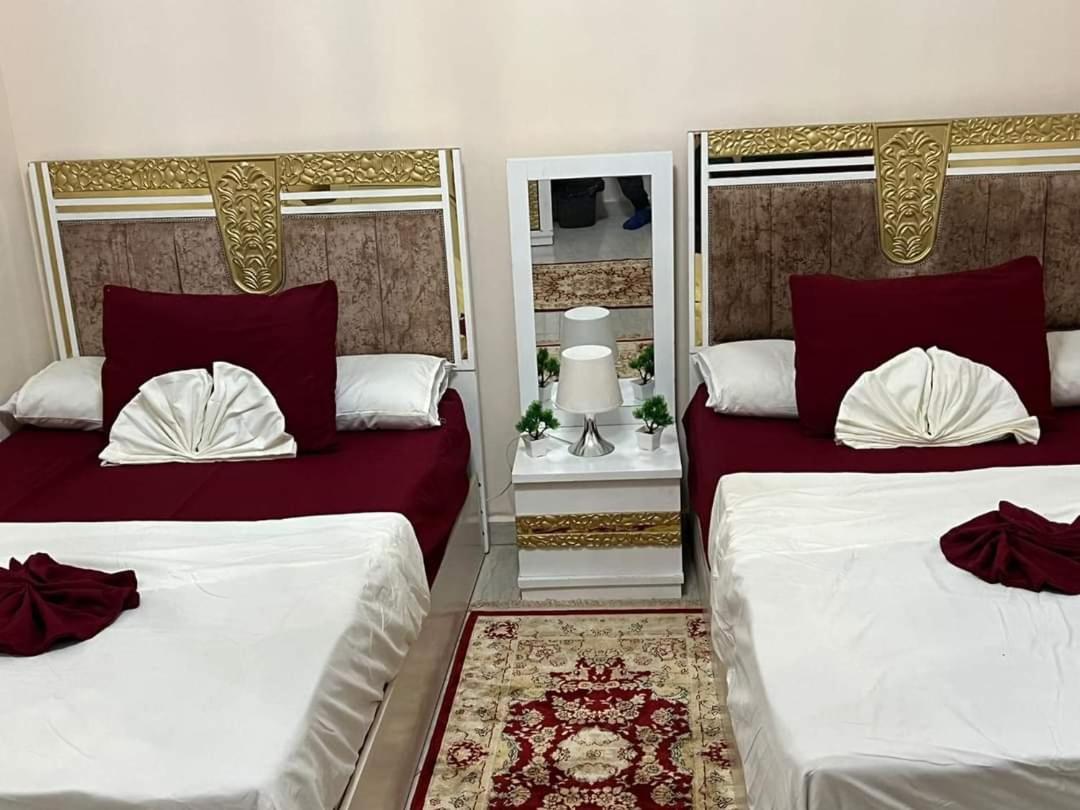 Giza pyramids view apartment