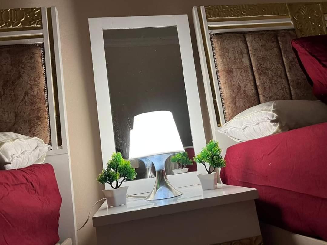 Giza pyramids view apartment
