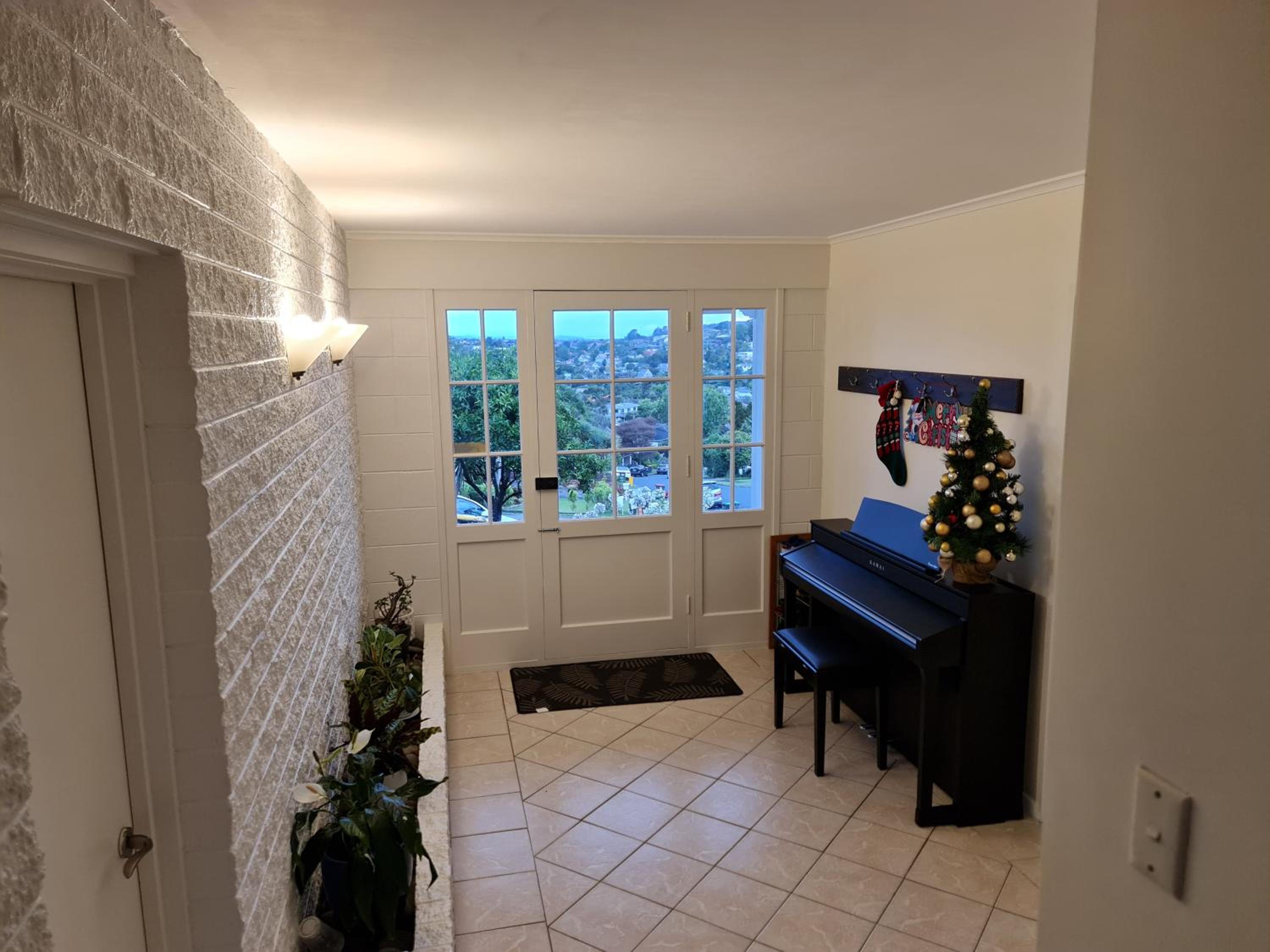 Hillcrest Villa