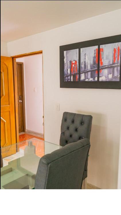 3 Bedroom, 2 bathroom Cabecera del LLano With Doorman
