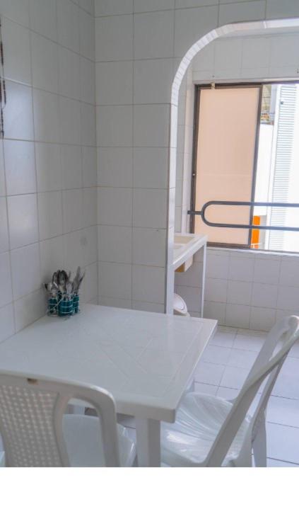 3 Bedroom, 2 bathroom Cabecera del LLano With Doorman