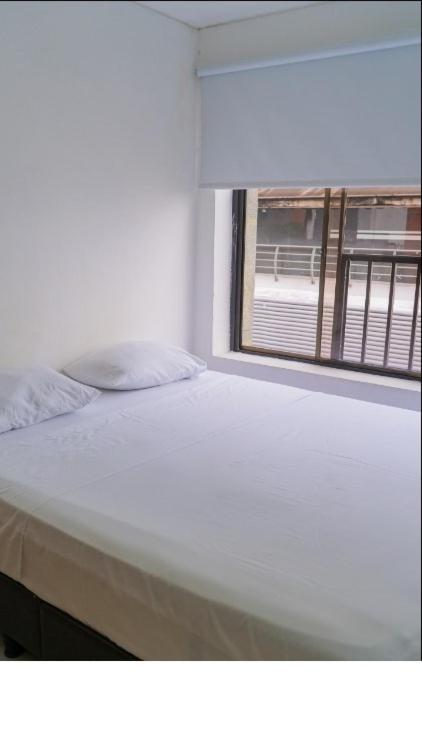 3 Bedroom, 2 bathroom Cabecera del LLano With Doorman