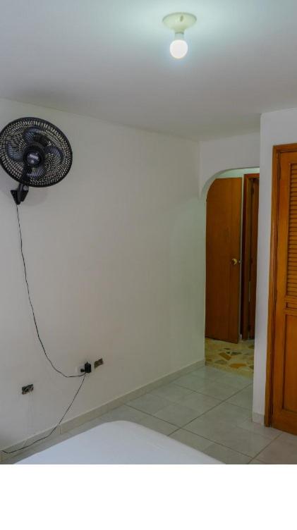 3 Bedroom, 2 bathroom Cabecera del LLano With Doorman