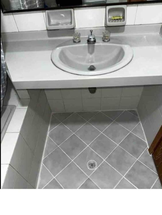 3 Bedroom, 2 bathroom Cabecera del LLano With Doorman