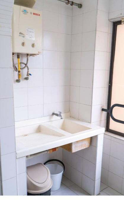3 Bedroom, 2 bathroom Cabecera del LLano With Doorman