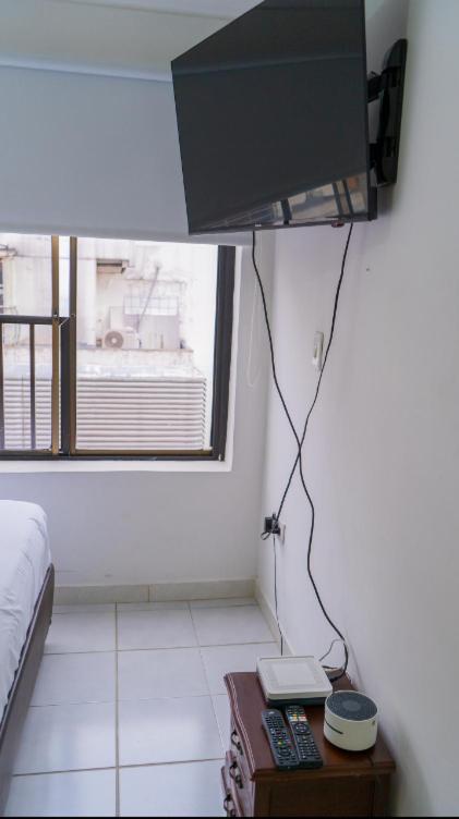 3 Bedroom, 2 bathroom Cabecera del LLano With Doorman