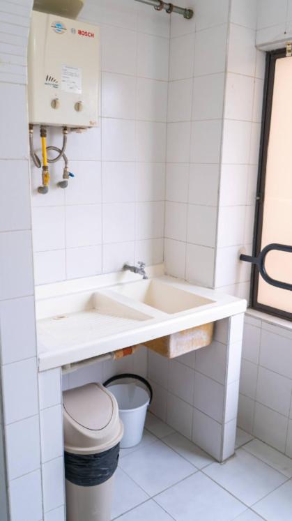 3 Bedroom, 2 bathroom Cabecera del LLano With Doorman