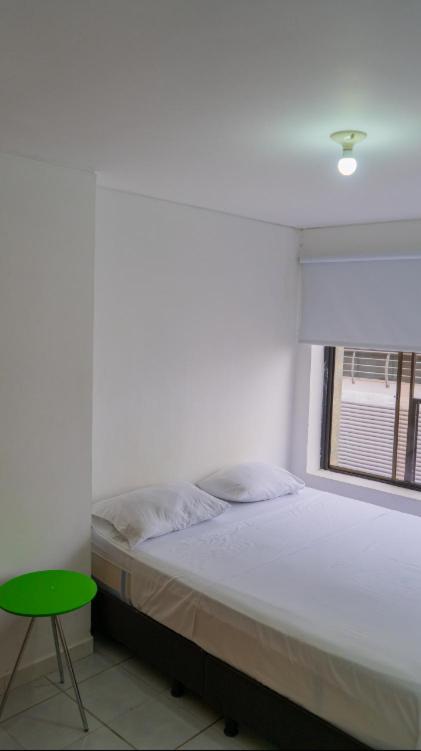 3 Bedroom, 2 bathroom Cabecera del LLano With Doorman