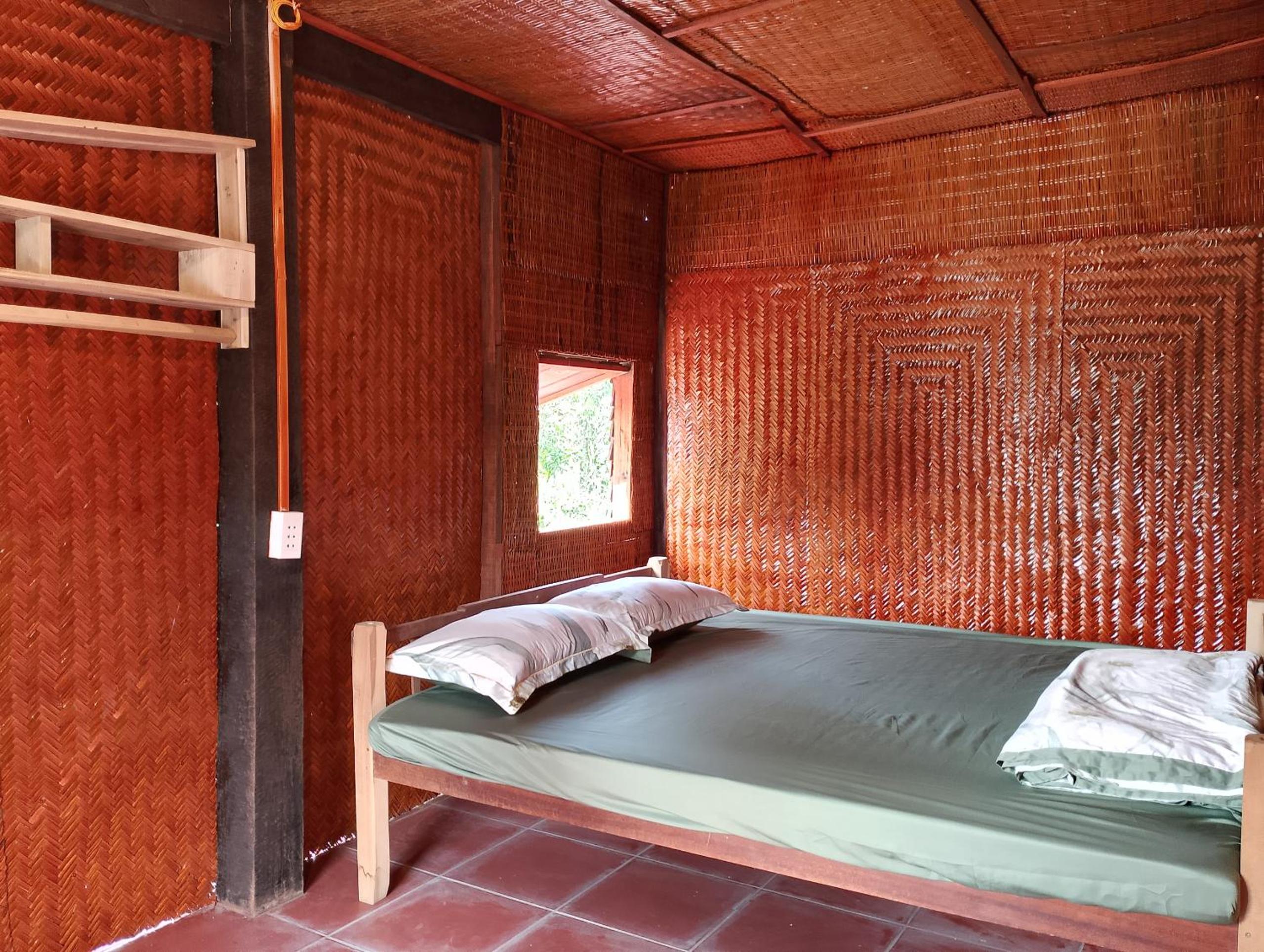 LA'S FARMSTAY